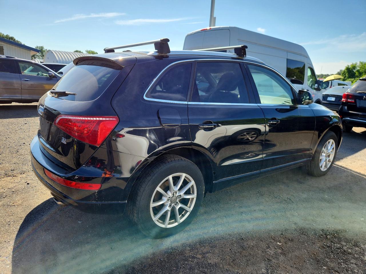 2010 Audi Q5 Premium Black vin: WA1CKAFP3AA077792