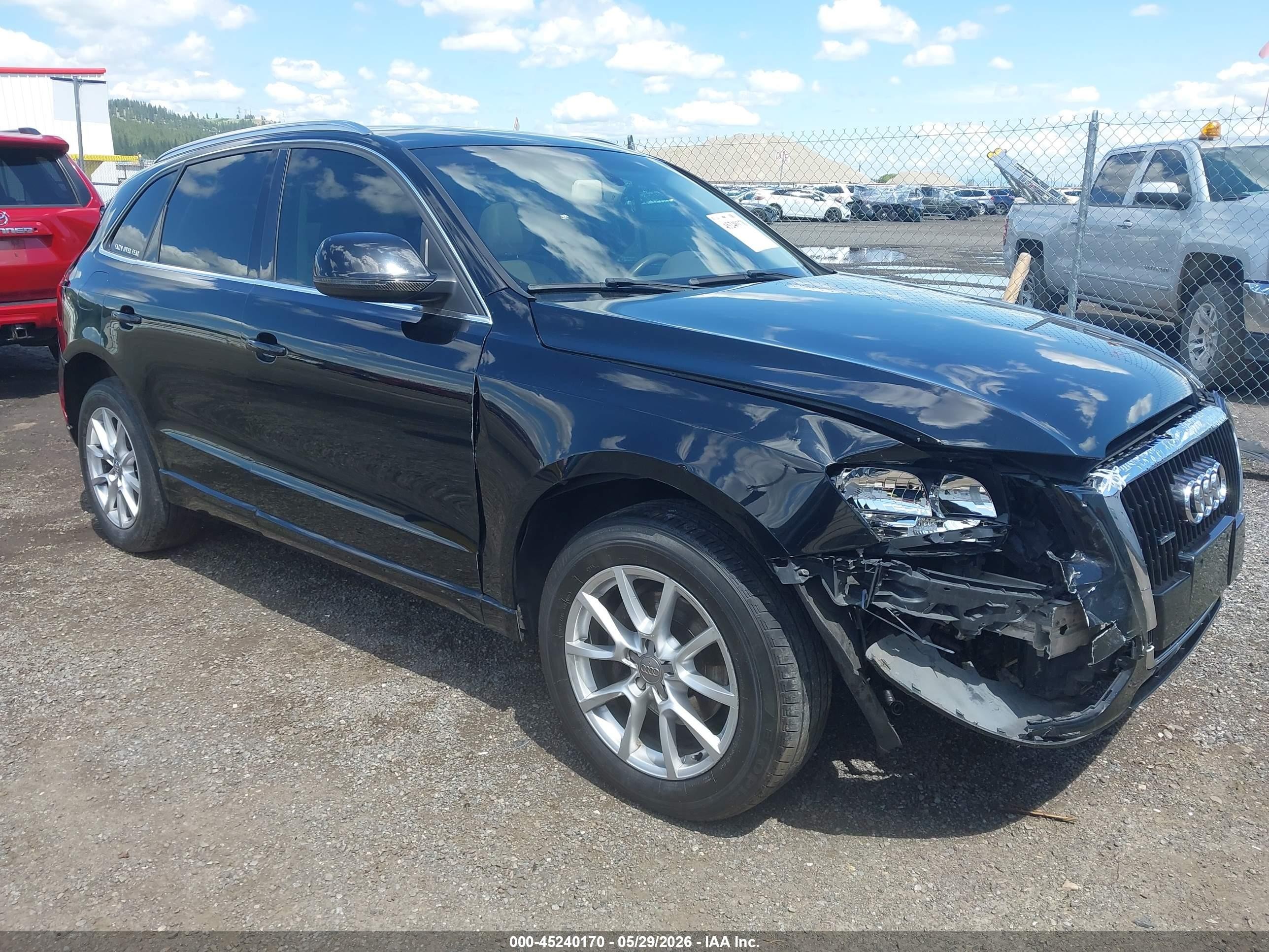 2010 Audi Q5 3.2 Premium Black vin: WA1CKAFP4AA030965