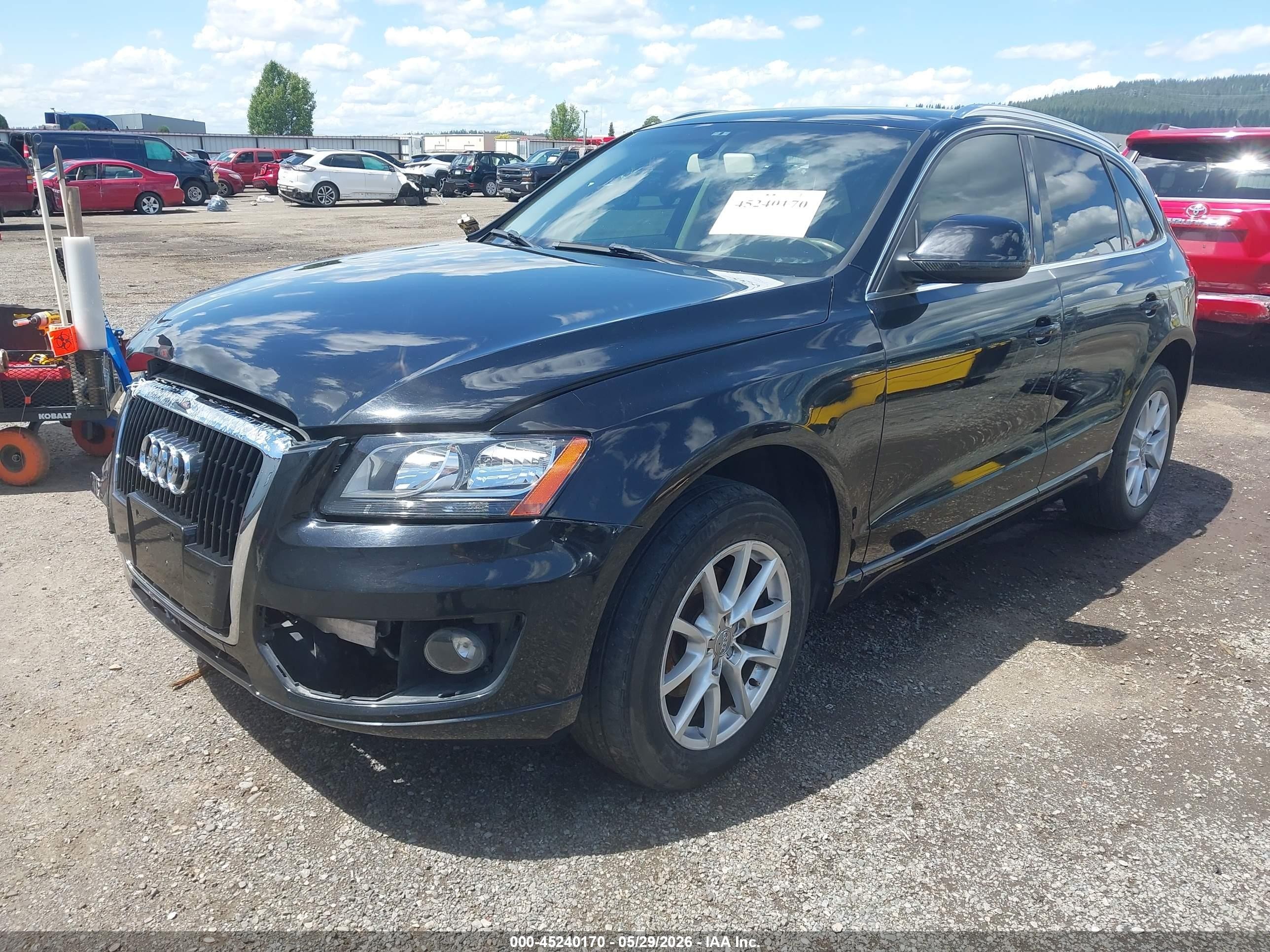 2010 Audi Q5 3.2 Premium Black vin: WA1CKAFP4AA030965