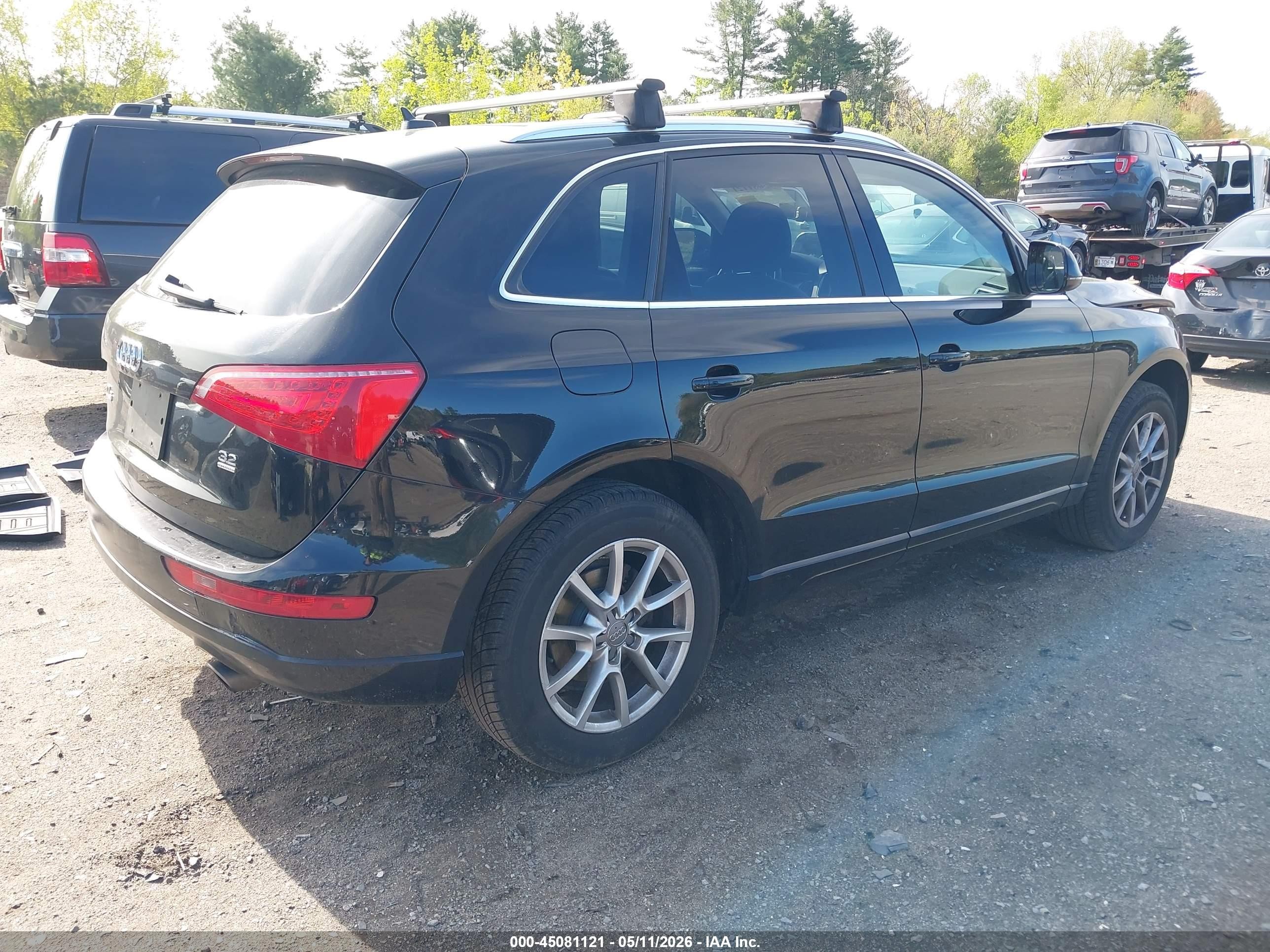 2010 Audi Q5 3.2 Premium Black vin: WA1CKAFP4AA069958