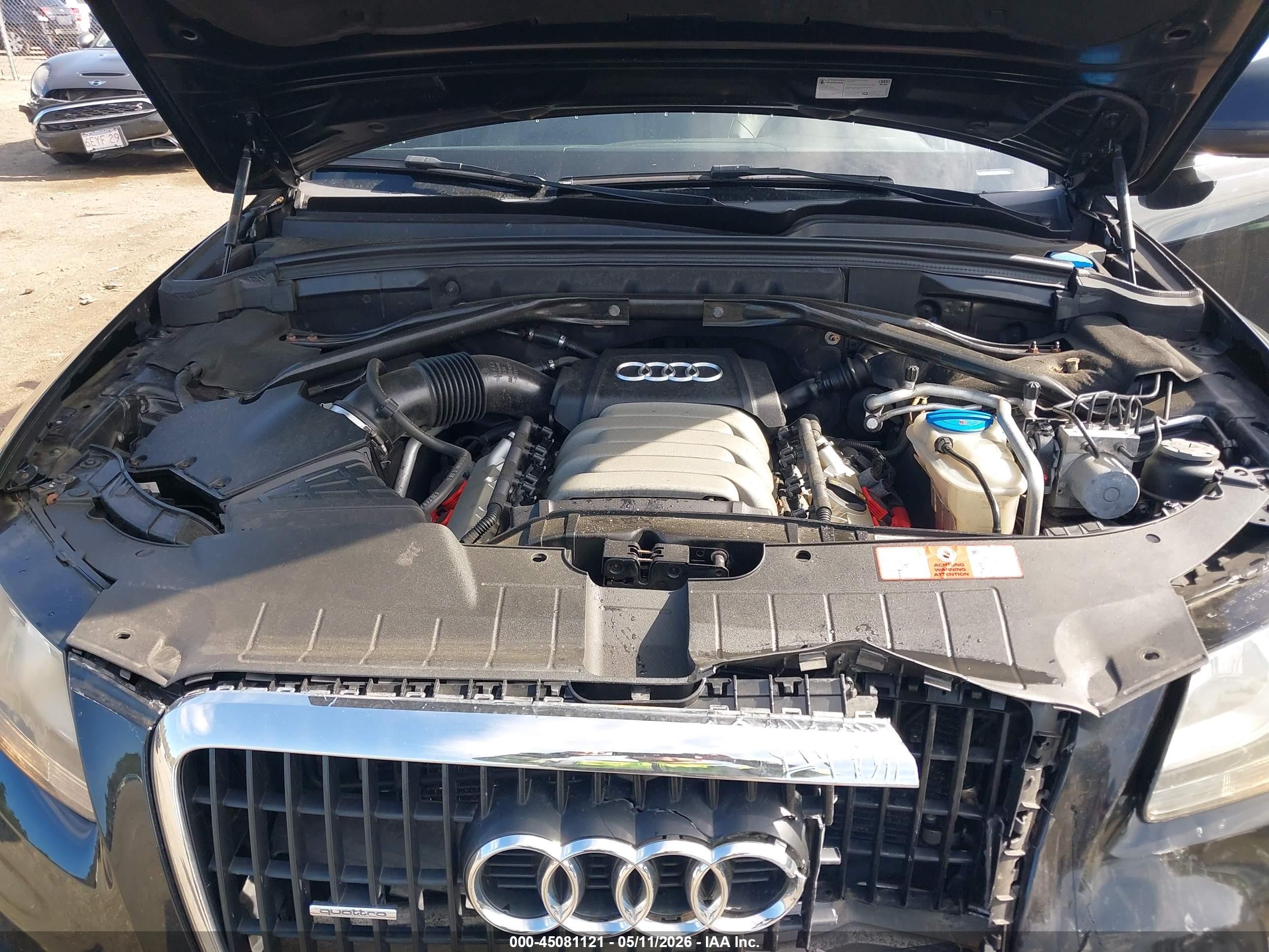 2010 Audi Q5 3.2 Premium Black vin: WA1CKAFP4AA069958