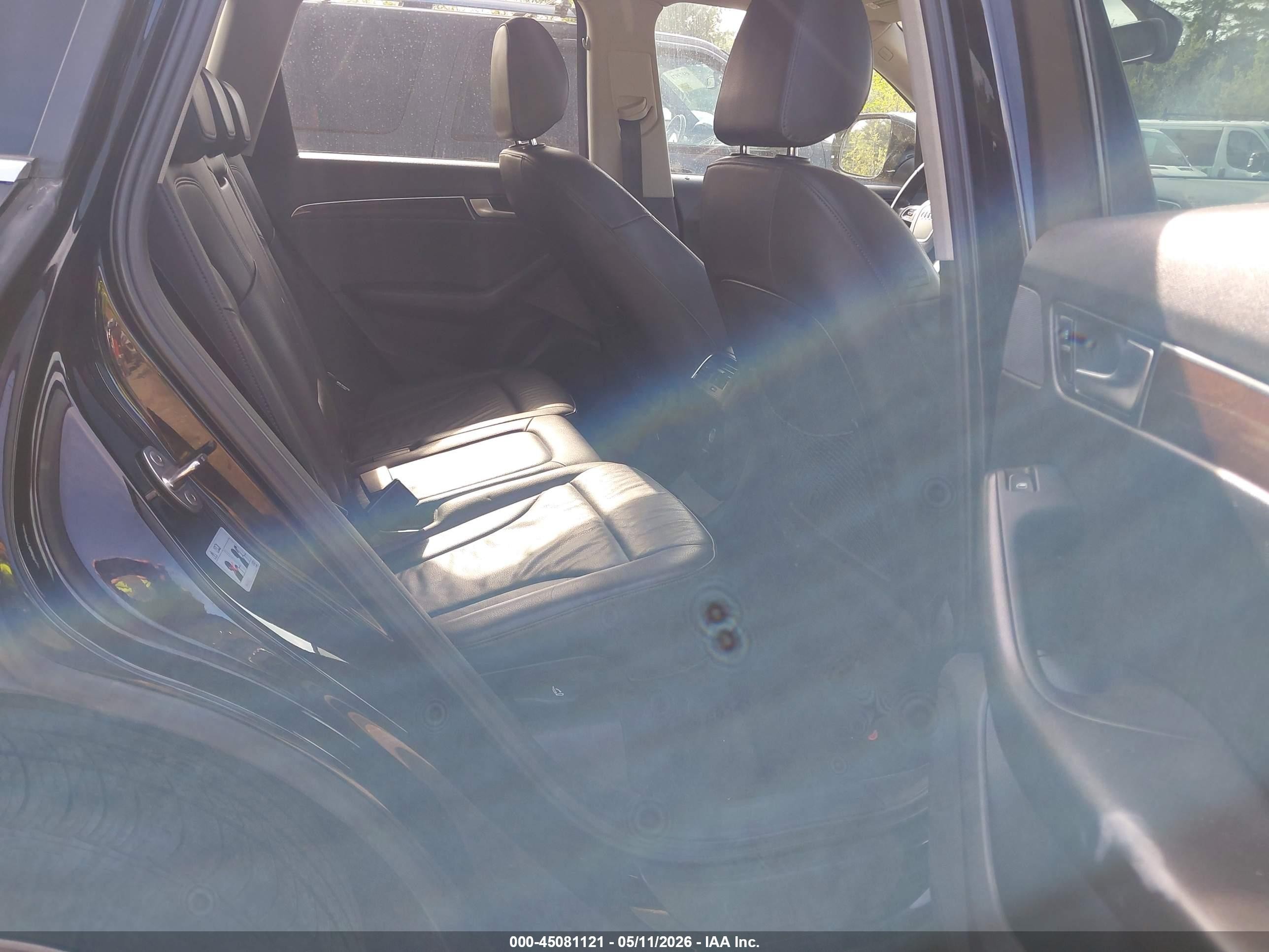 2010 Audi Q5 3.2 Premium Black vin: WA1CKAFP4AA069958