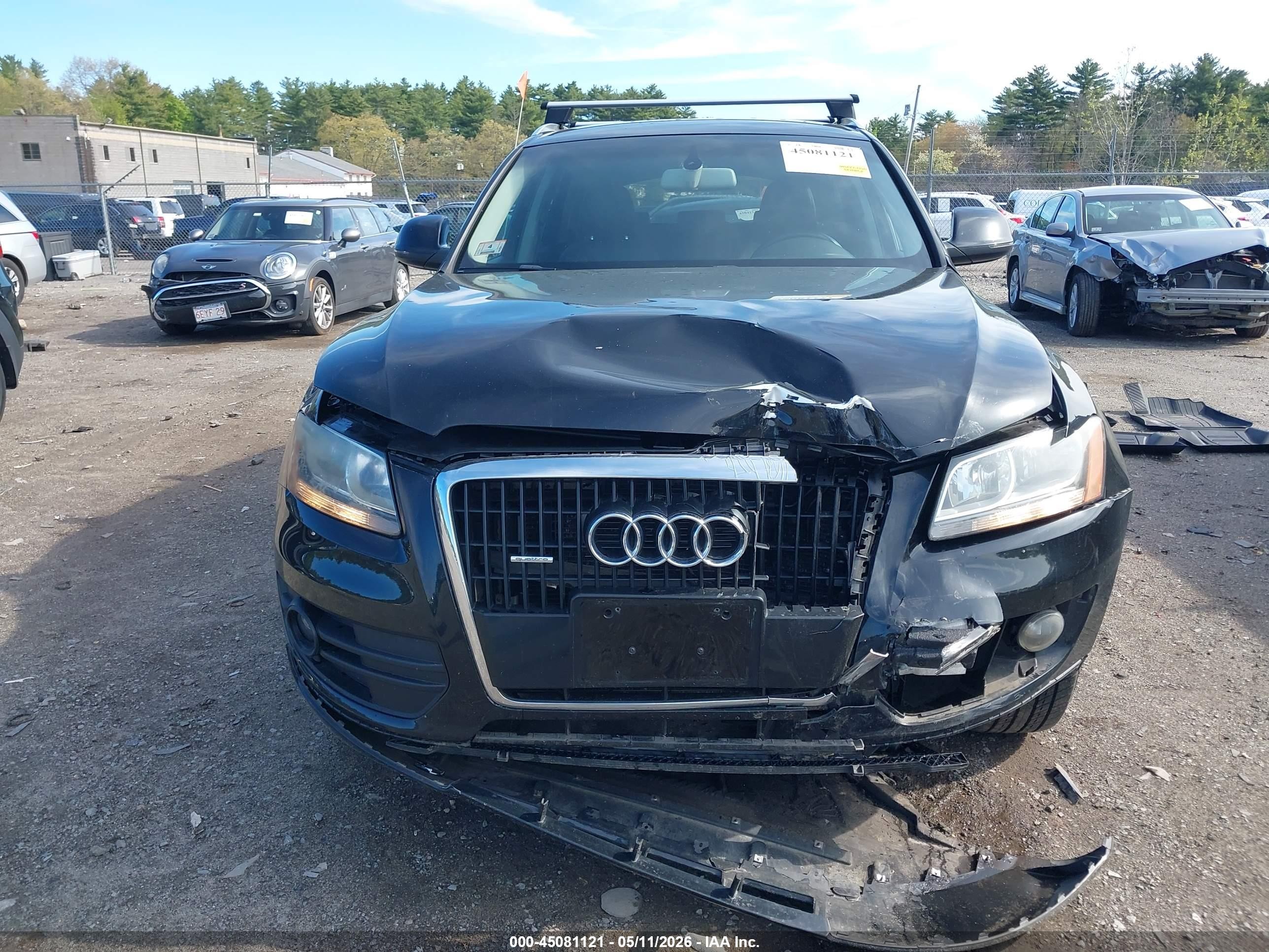 2010 Audi Q5 3.2 Premium Black vin: WA1CKAFP4AA069958