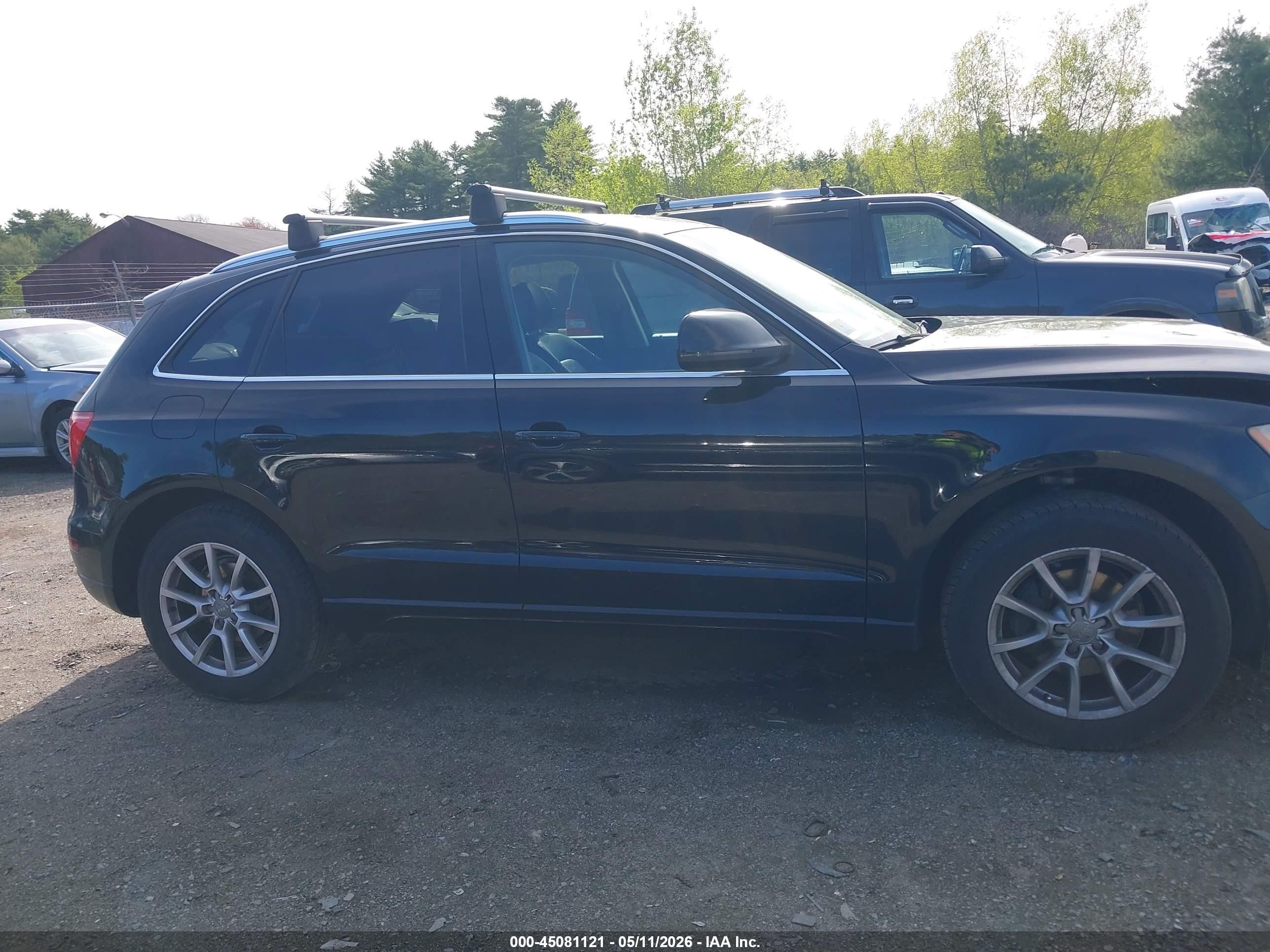 2010 Audi Q5 3.2 Premium Black vin: WA1CKAFP4AA069958