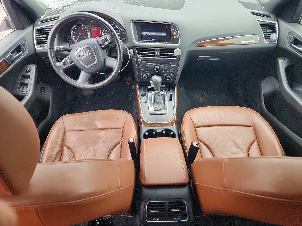 2010 Audi Q5 Premium Белый vin: WA1CKAFP5AA077289