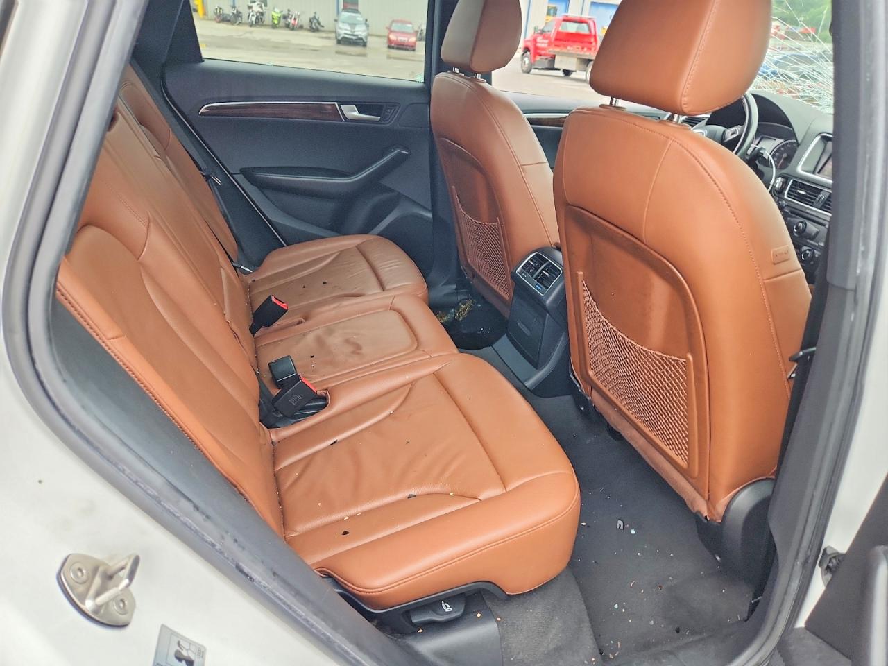 2010 Audi Q5 Premium Белый vin: WA1CKAFP5AA077289