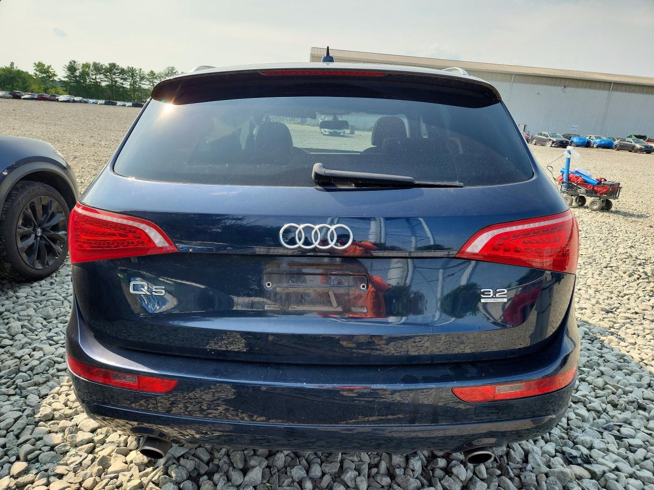 2010 Audi Q5 Premium Синий vin: WA1CKAFP6AA048450