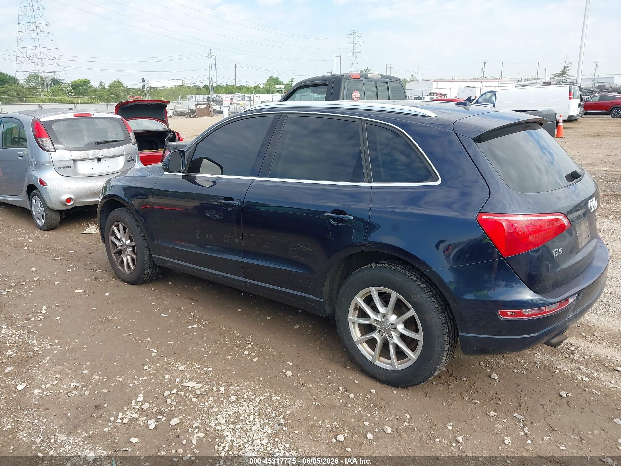 2010 Audi Q5 3.2 Premium Blue vin: WA1CKAFP7AA089962