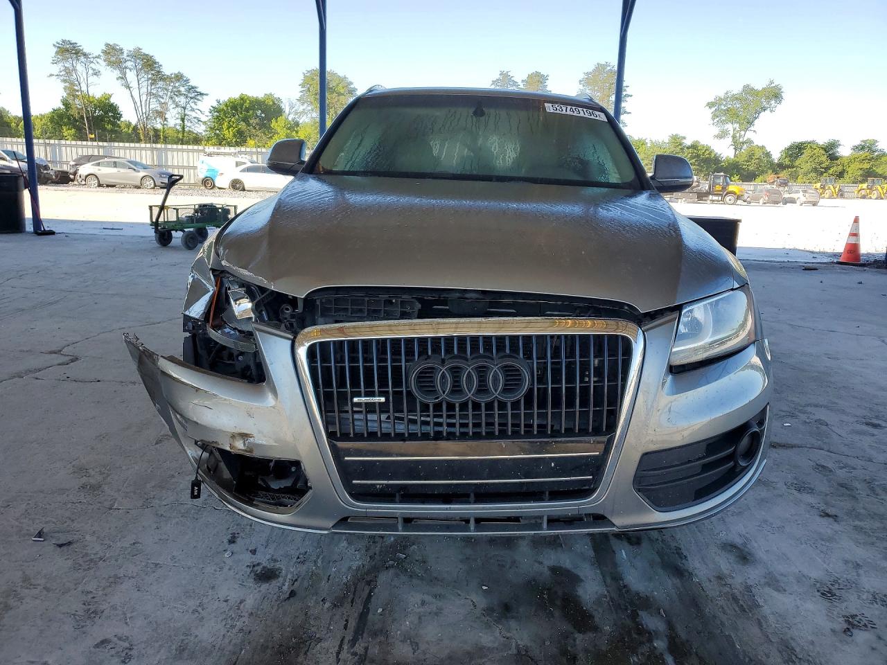 2010 Audi Q5 Premium Gray vin: WA1CKAFP8AA079344
