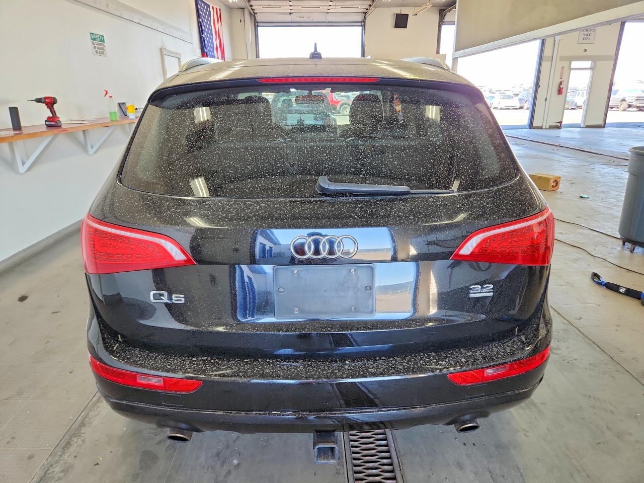 2010 Audi Q5 Premium Black vin: WA1CKAFP9AA071446