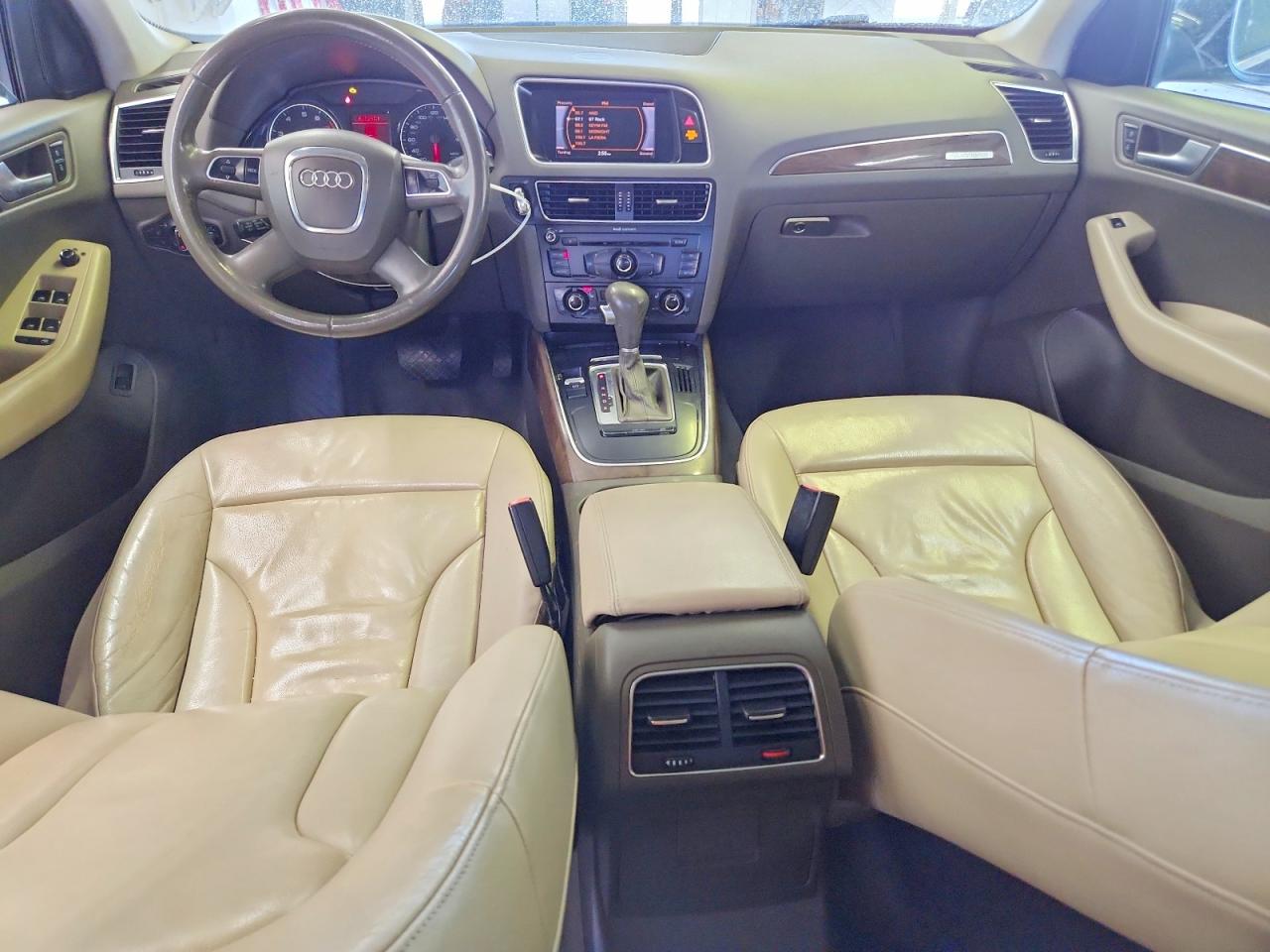 2010 Audi Q5 Premium Black vin: WA1CKAFP9AA071446