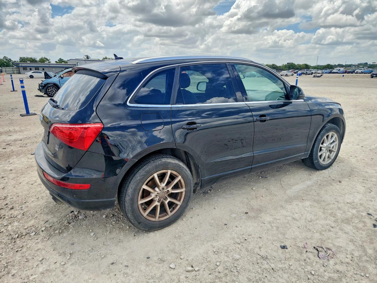2010 Audi Q5 Premium Black vin: WA1CKBFP5AA077735