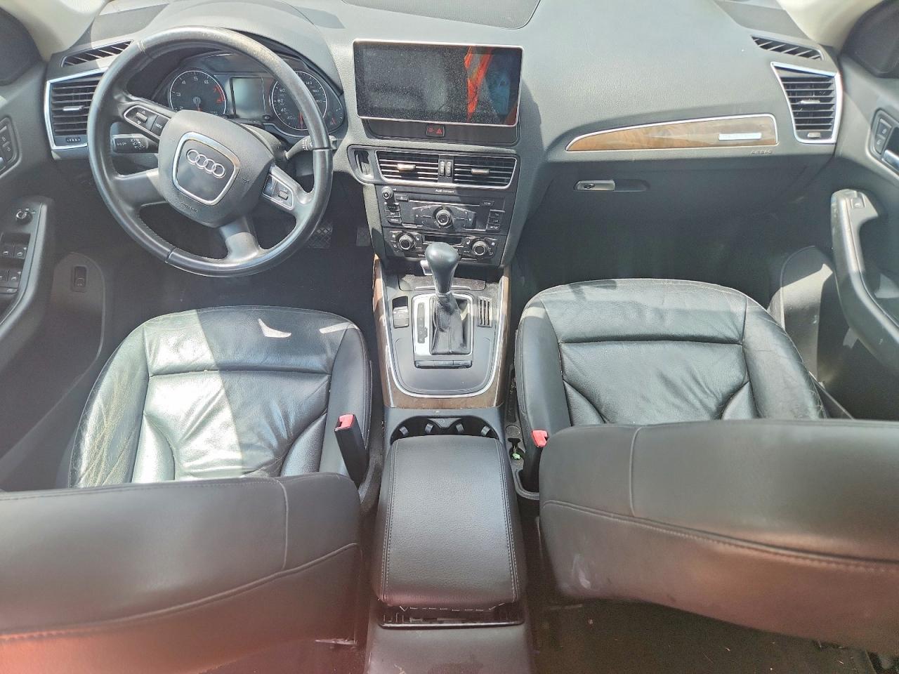 2010 Audi Q5 Premium Black vin: WA1CKBFP5AA077735