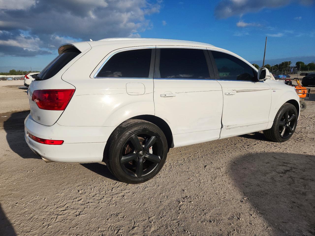2009 Audi Q7 Tdi S-line White vin: WA1CM74L39D032259