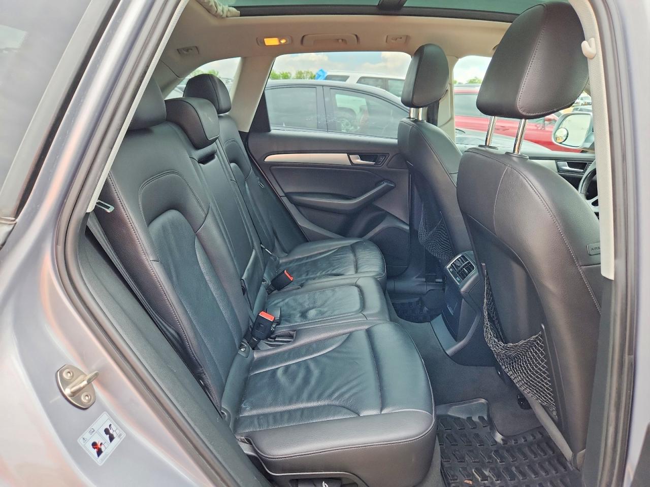 2015 Audi Q5 Tdi Premium Plus Серебряный vin: WA1CMAFP2FA030237