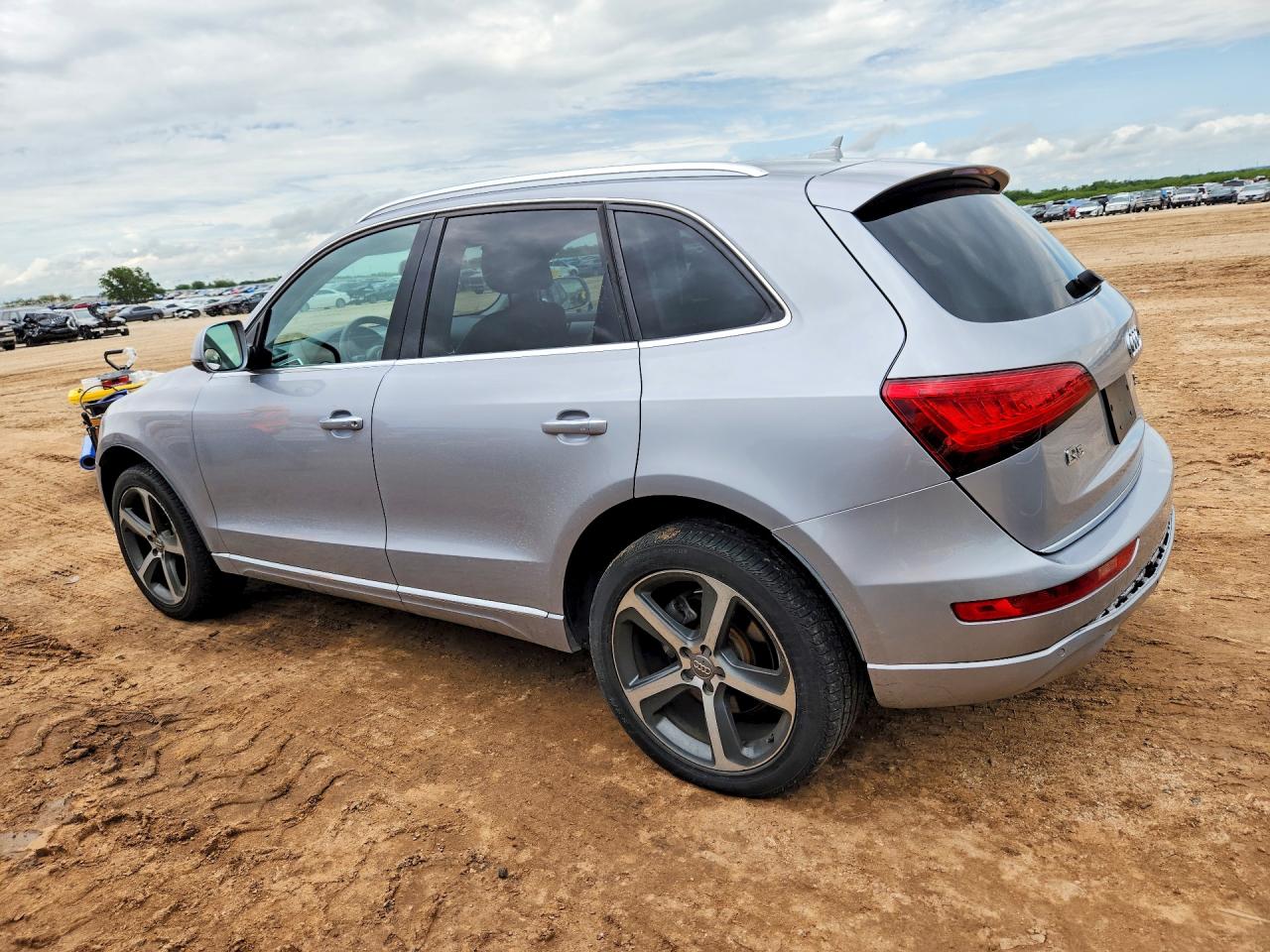 2015 Audi Q5 Tdi Premium Plus Серебряный vin: WA1CMAFP2FA030237