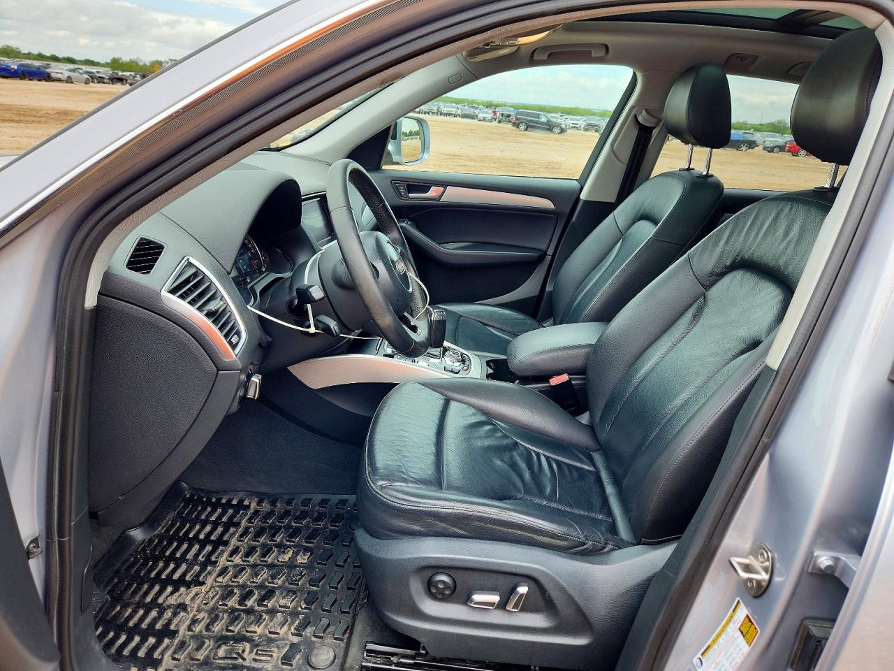 2015 Audi Q5 Tdi Premium Plus Серебряный vin: WA1CMAFP2FA030237