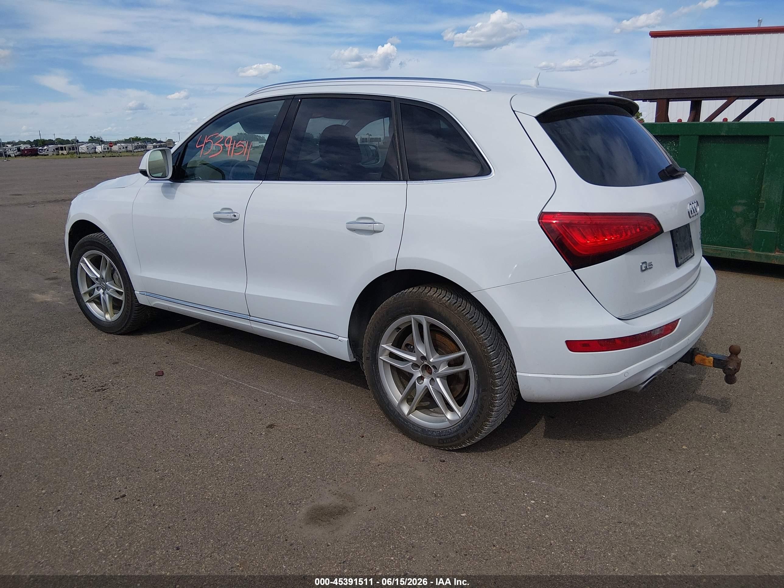 2015 Audi Q5 3.0 Tdi Premium Plus Белый vin: WA1CMAFP2FA082791