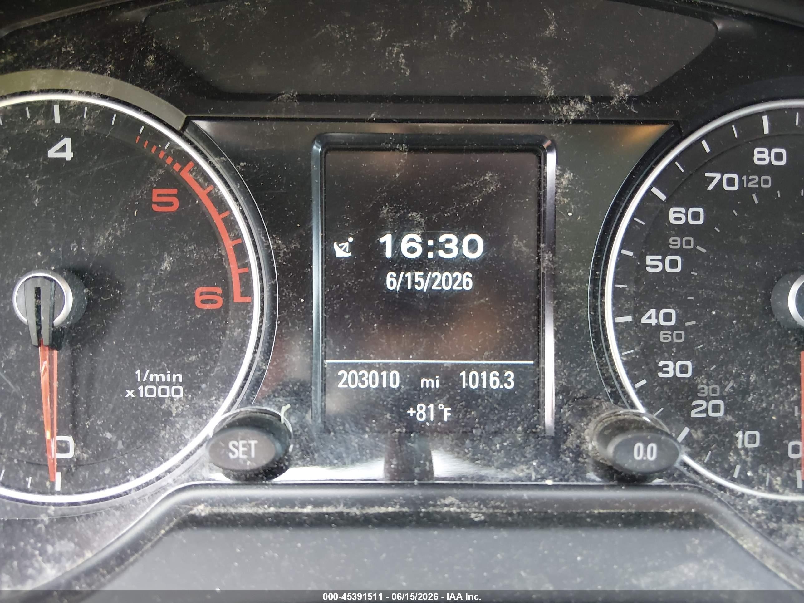 2015 Audi Q5 3.0 Tdi Premium Plus Белый vin: WA1CMAFP2FA082791