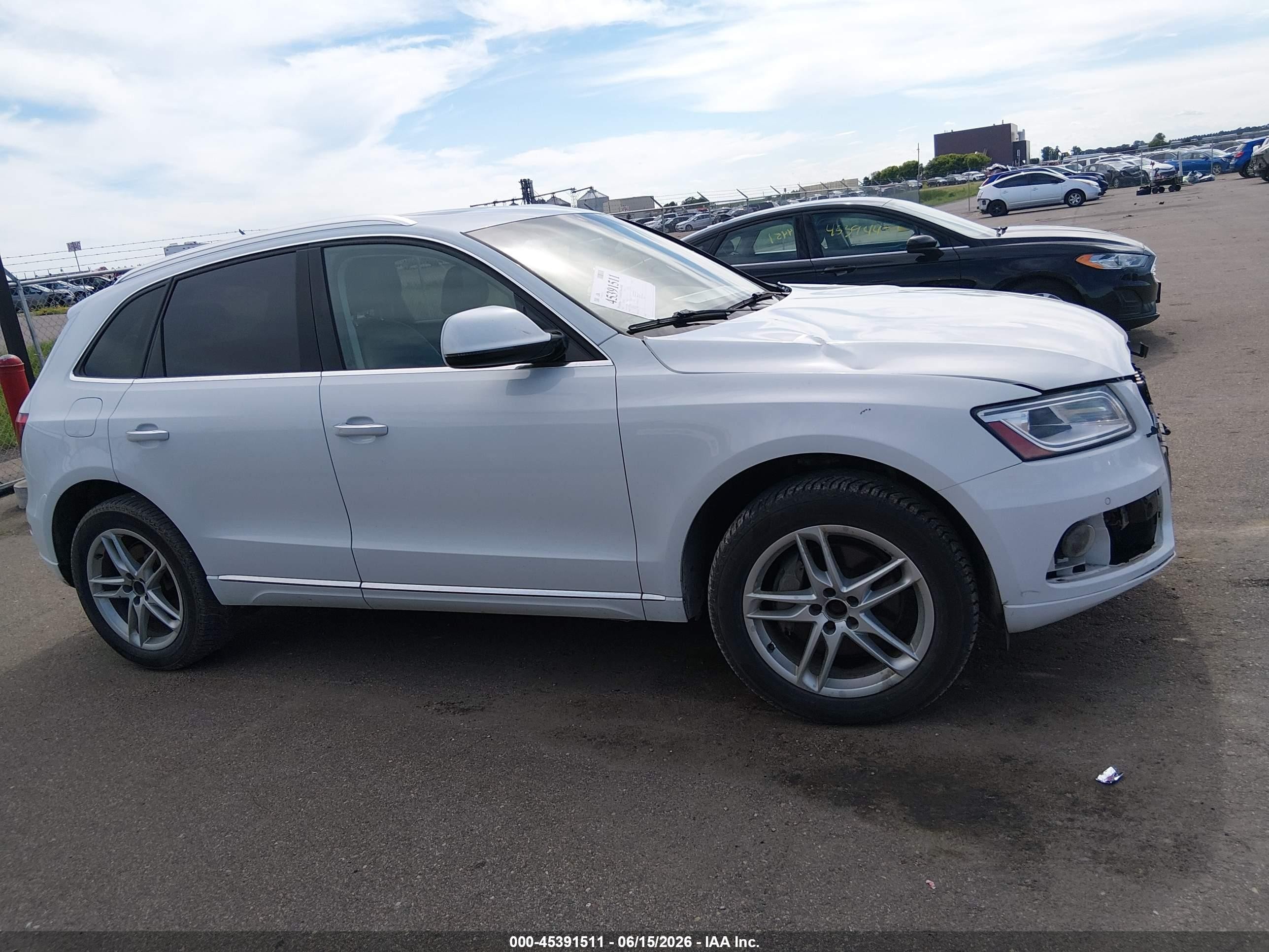 2015 Audi Q5 3.0 Tdi Premium Plus Белый vin: WA1CMAFP2FA082791