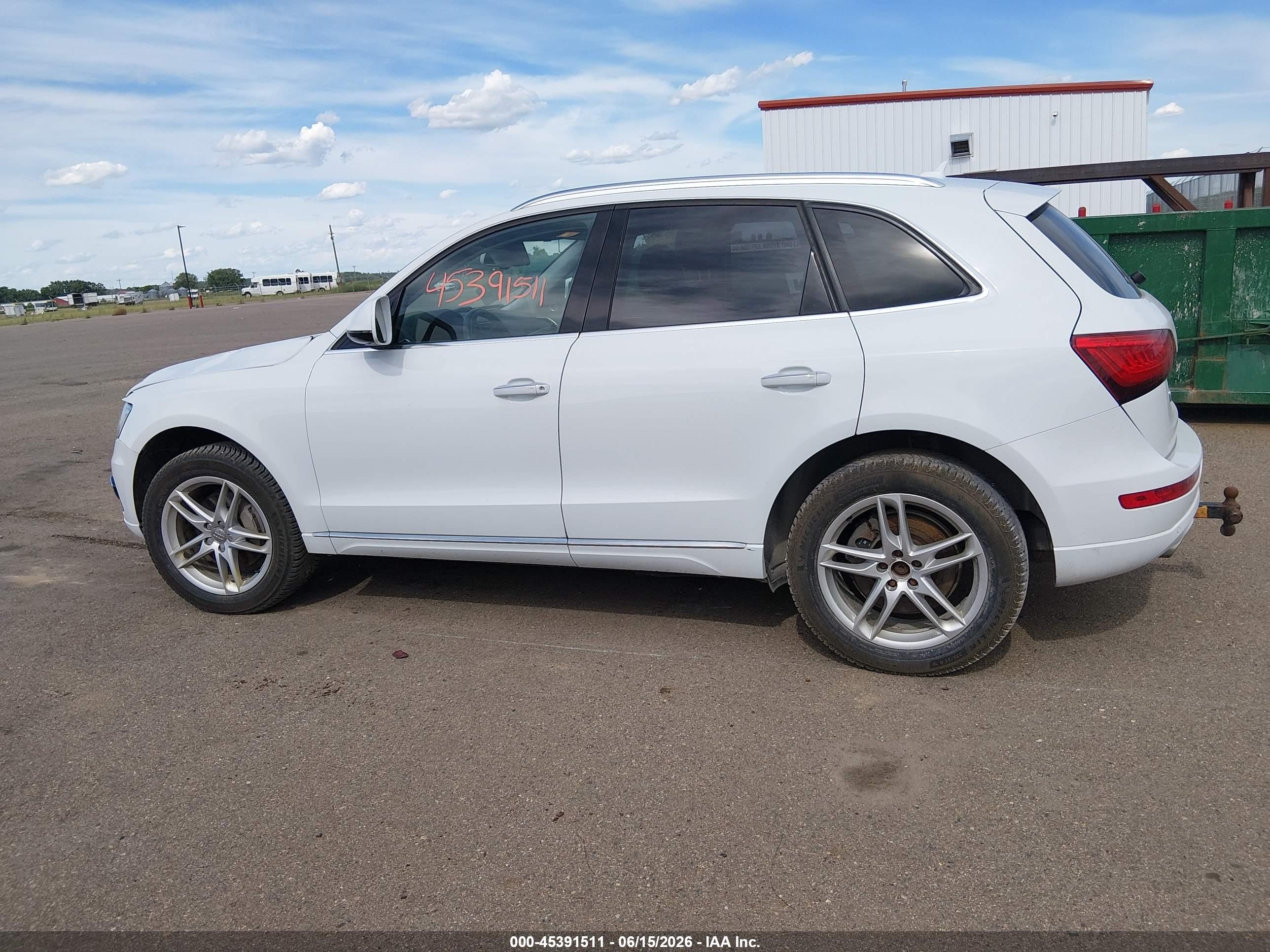 2015 Audi Q5 3.0 Tdi Premium Plus Белый vin: WA1CMAFP2FA082791