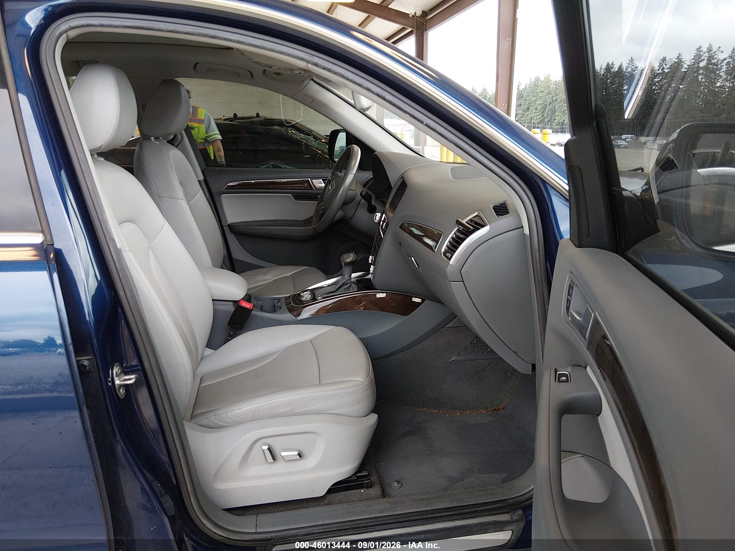 2014 Audi Q5 3.0 Tdi Premium Plus Blue vin: WA1CMAFP4EA065201