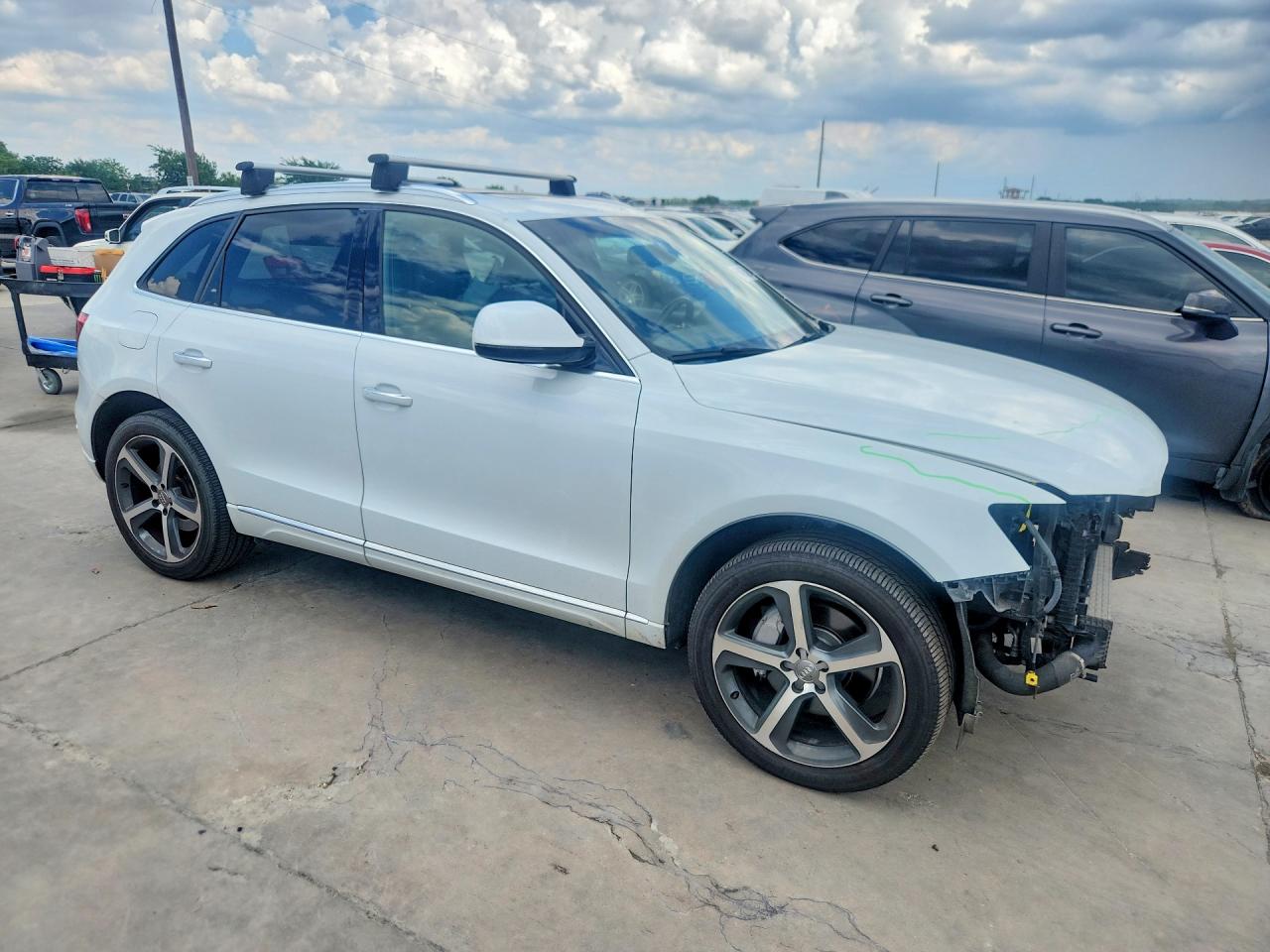 2015 Audi Q5 Tdi Premium Plus White vin: WA1CMAFP7FA084715
