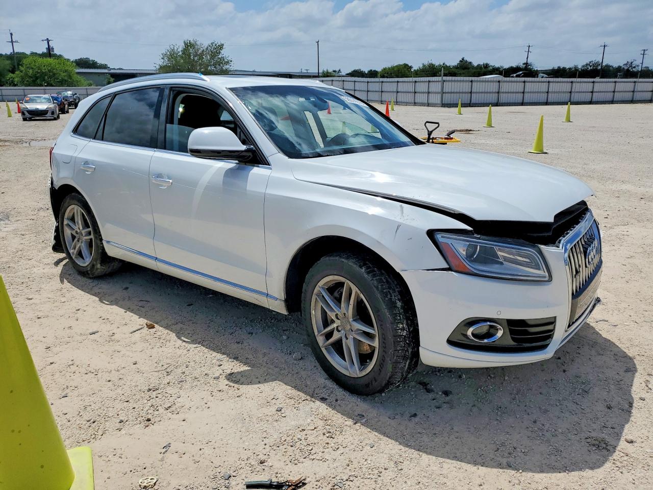2015 Audi Q5 Tdi Premium Plus White vin: WA1CMAFP8FA132819