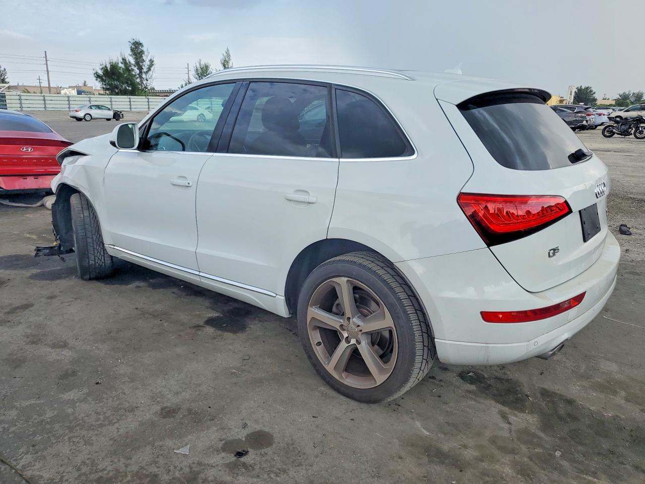 2014 Audi Q5 Tdi Premium Plus White vin: WA1CMAFP9EA040455