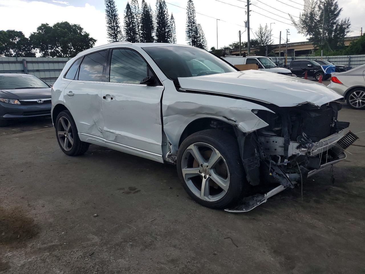 2014 Audi Q5 Tdi Premium Plus White vin: WA1CMAFP9EA040455