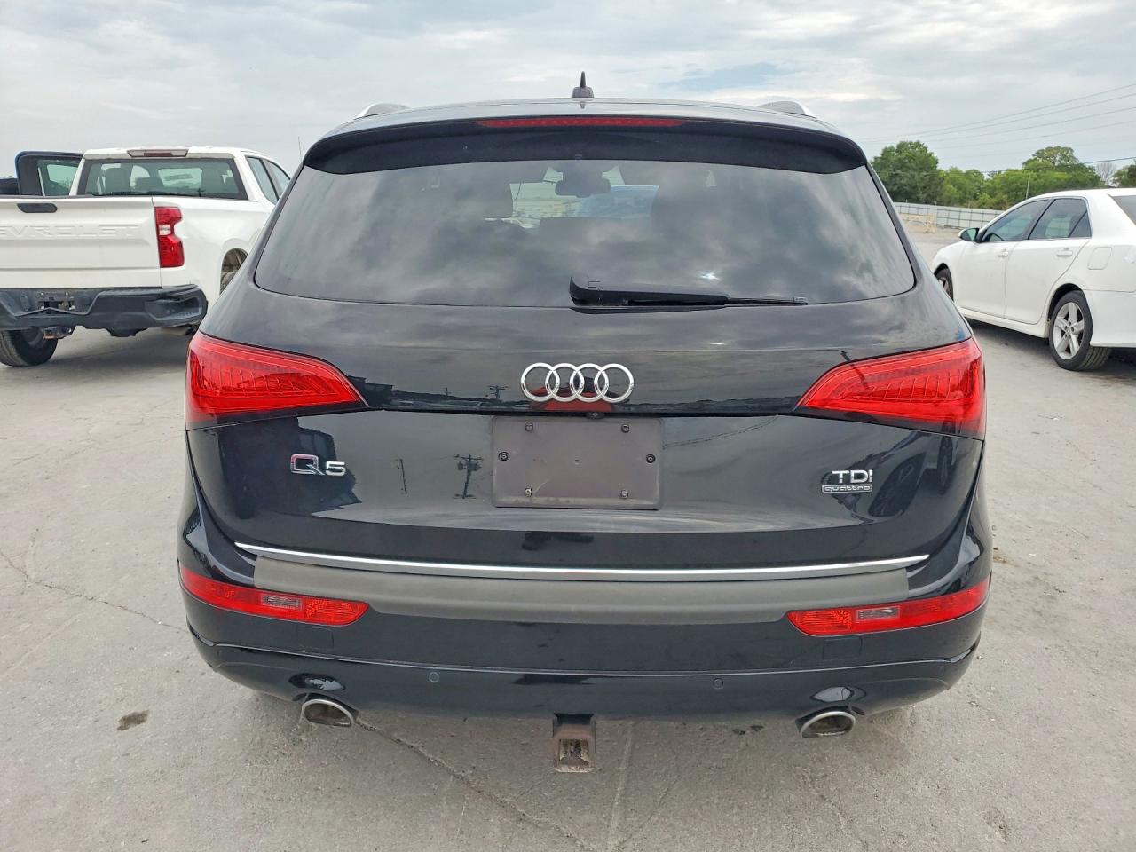 2015 Audi Q5 Tdi Premium Plus Черный vin: WA1CMAFP9FA147345