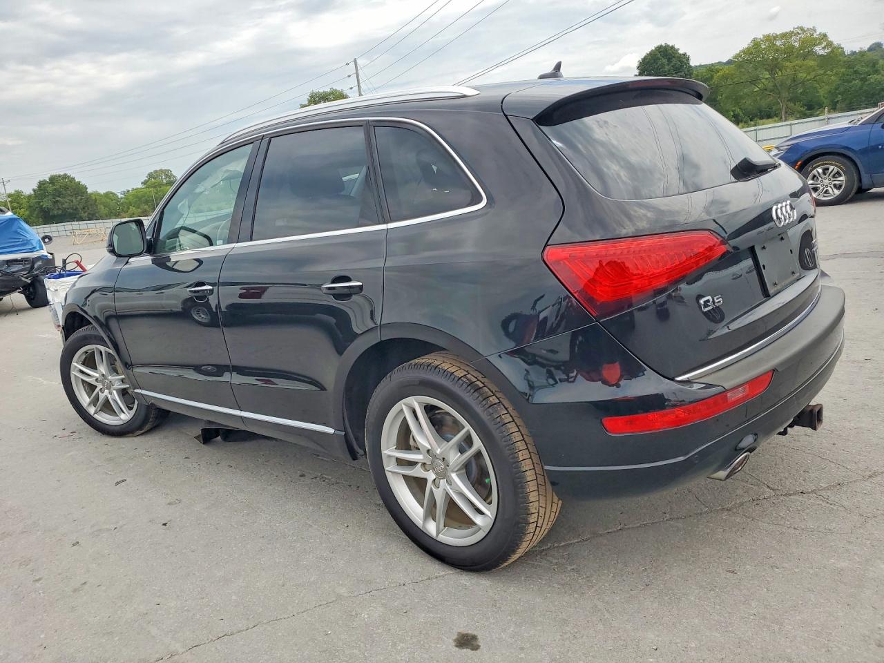 2015 Audi Q5 Tdi Premium Plus Черный vin: WA1CMAFP9FA147345