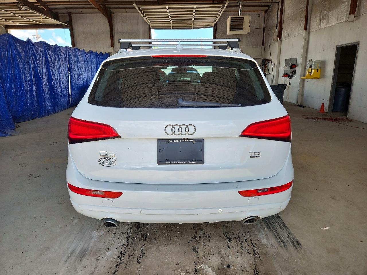 2014 Audi Q5 Tdi Premium Plus White vin: WA1CMAFPXEA101618