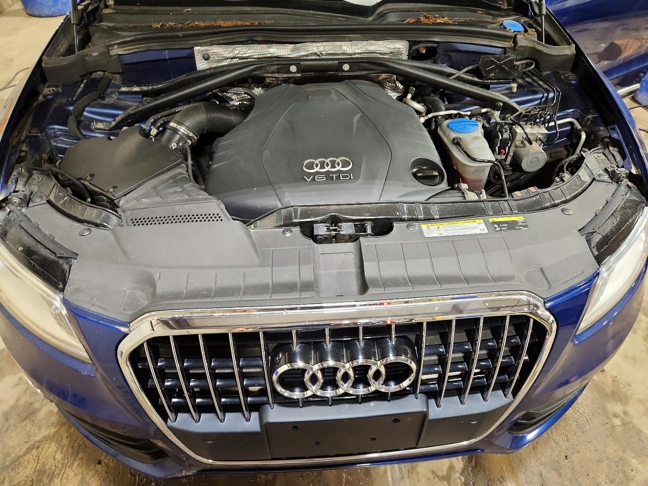 2014 Audi Q5 Tdi Premium Plus Blue vin: WA1CMAFPXEA121111
