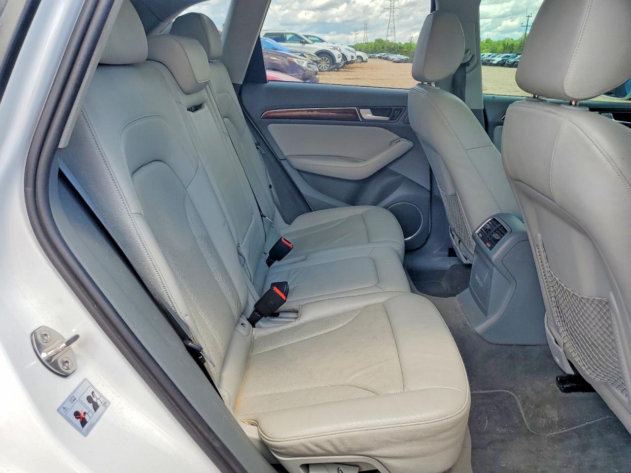 2015 Audi Q5 Tdi Premium Plus White vin: WA1CMAFPXFA007420