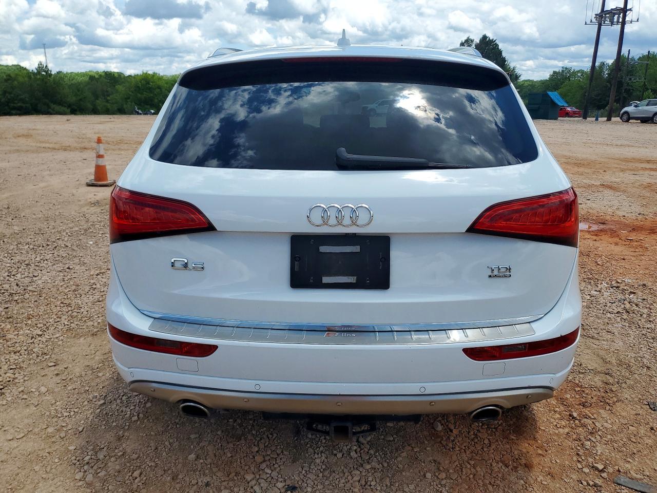 2015 Audi Q5 Tdi Premium Plus White vin: WA1CMAFPXFA007420