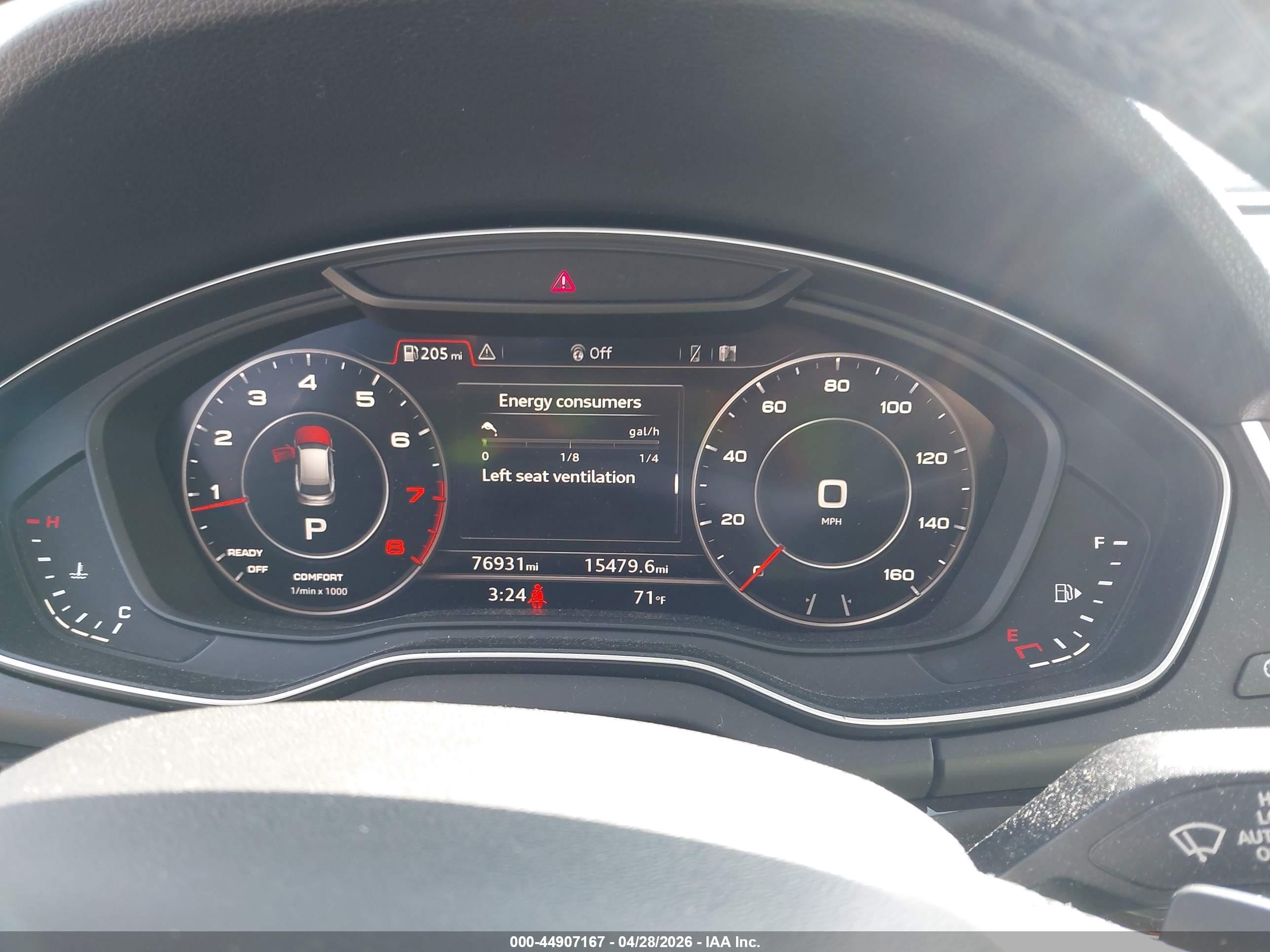 2018 Audi Q5 2.0t Premium/2.0t Tech Premium Black vin: WA1CNAFY4J2234319
