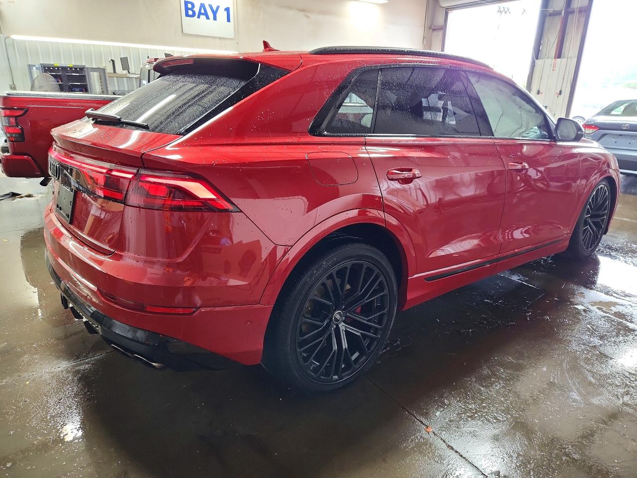 2024 Audi Sq8 Prestige Красный vin: WA1CWBF19RD015507