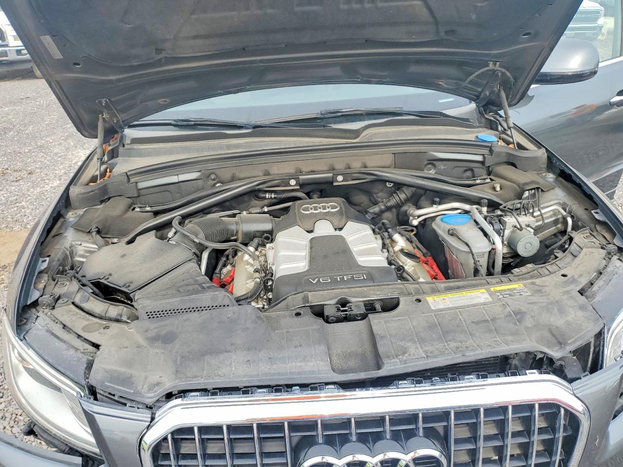 2017 Audi Q5 Premium Plus S-line Золотой vin: WA1D7AFP1HA008633