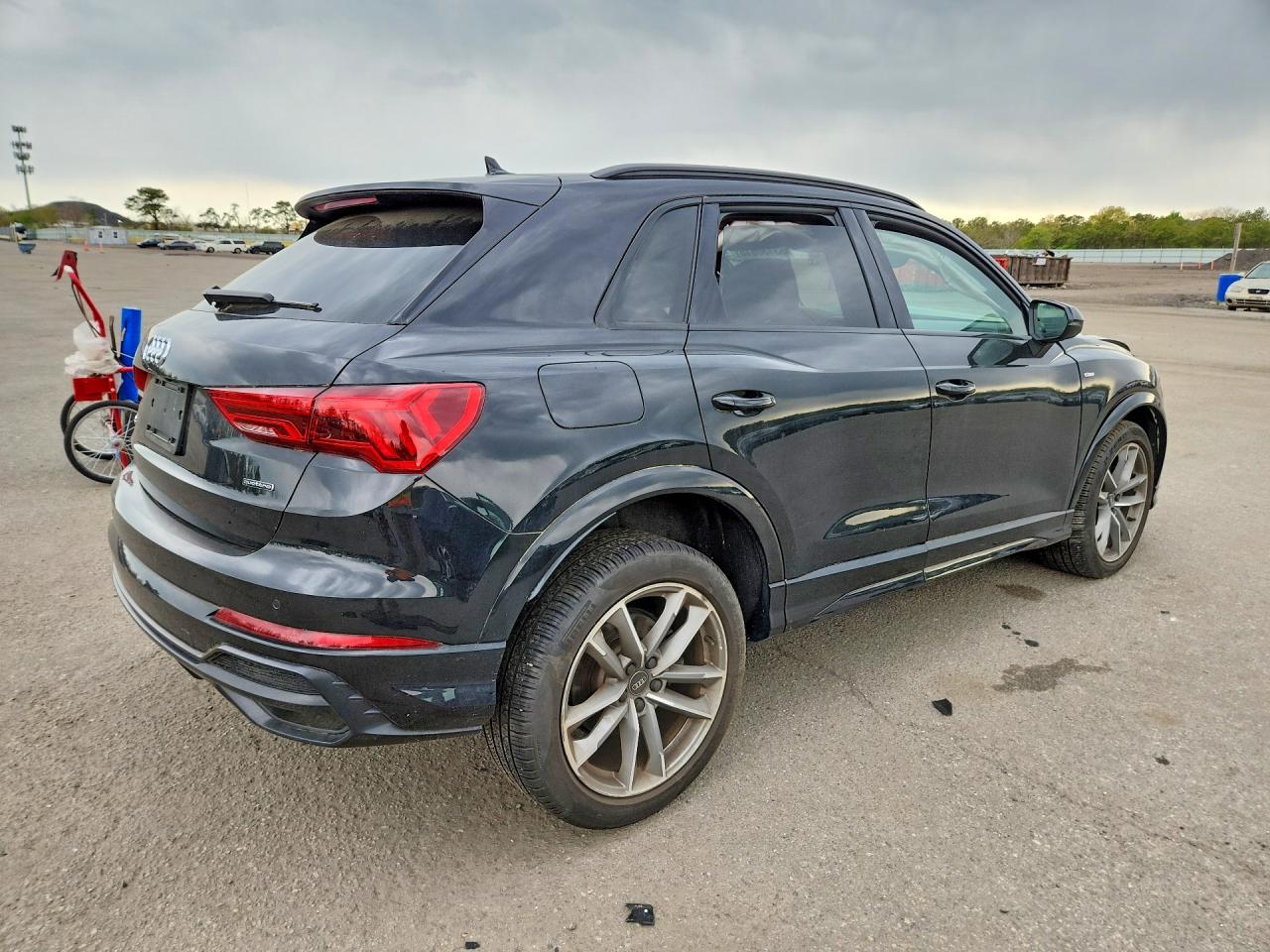 2022 Audi Q3 Quattro Black vin: WA1DECF30N1132256
