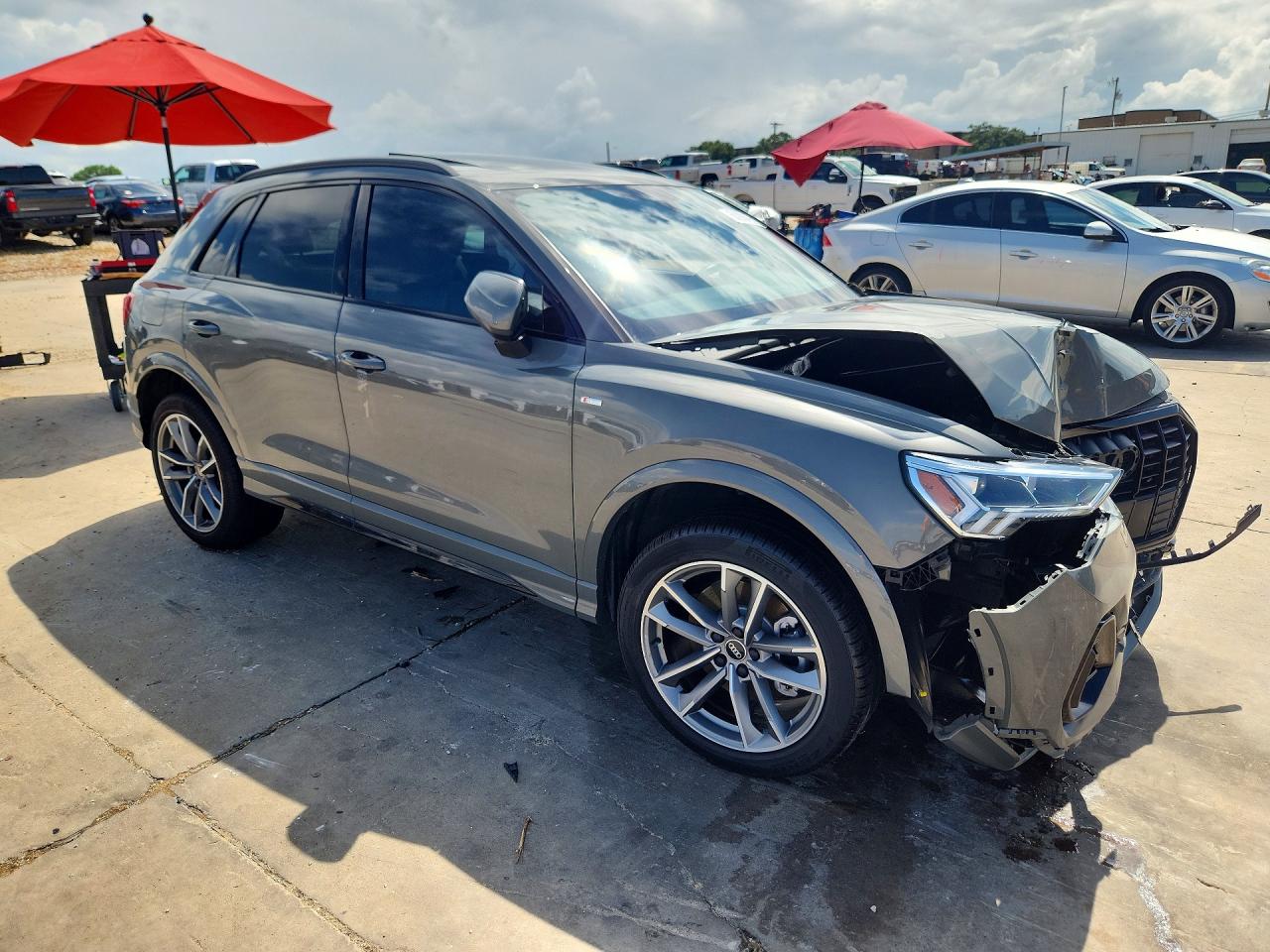 2024 Audi Q3 Premium S Line 45 Gray vin: WA1DECF33R1046302
