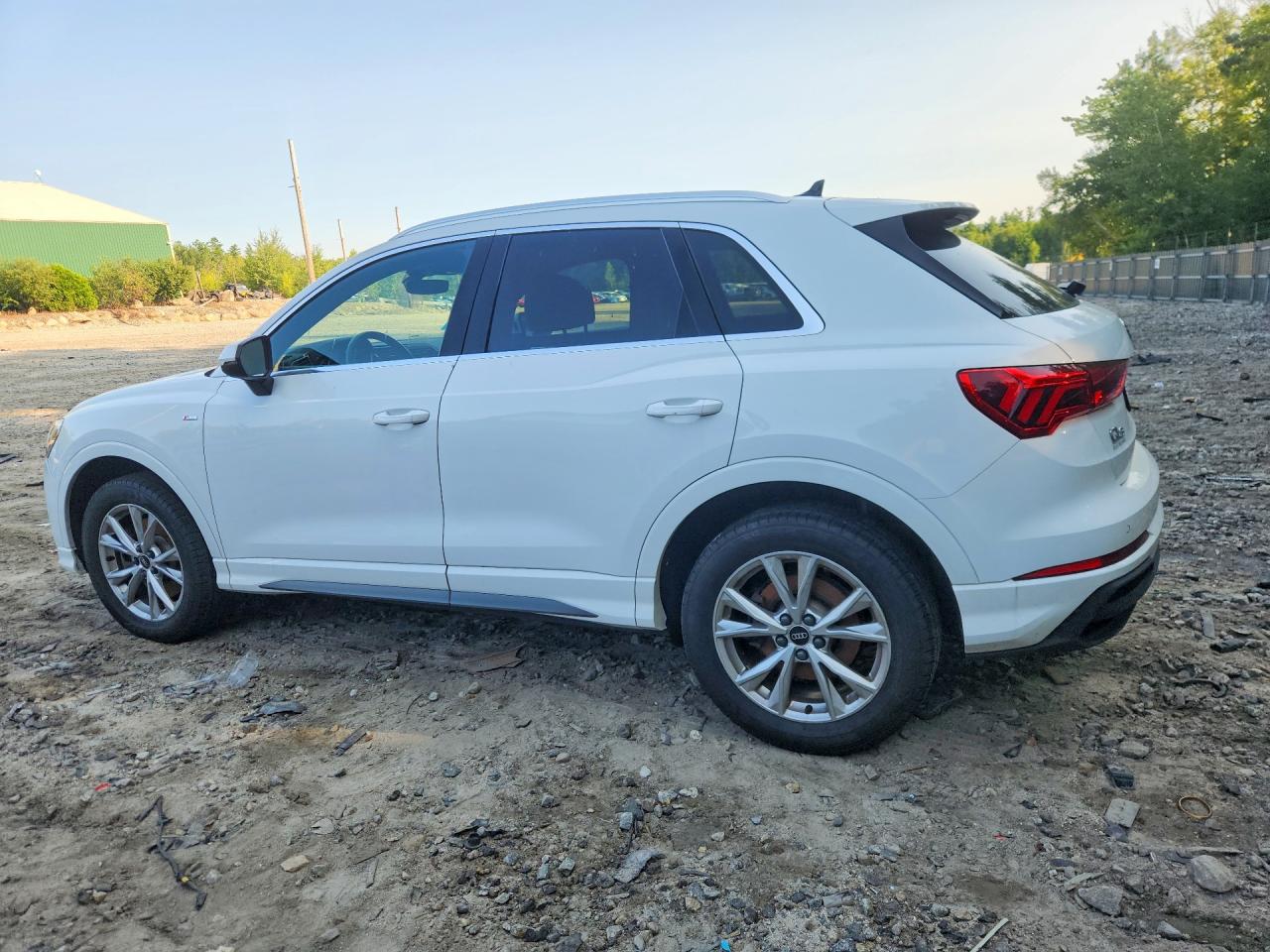 2023 Audi Q3 Premium S Line 45 Белый vin: WA1DECF36P1069344