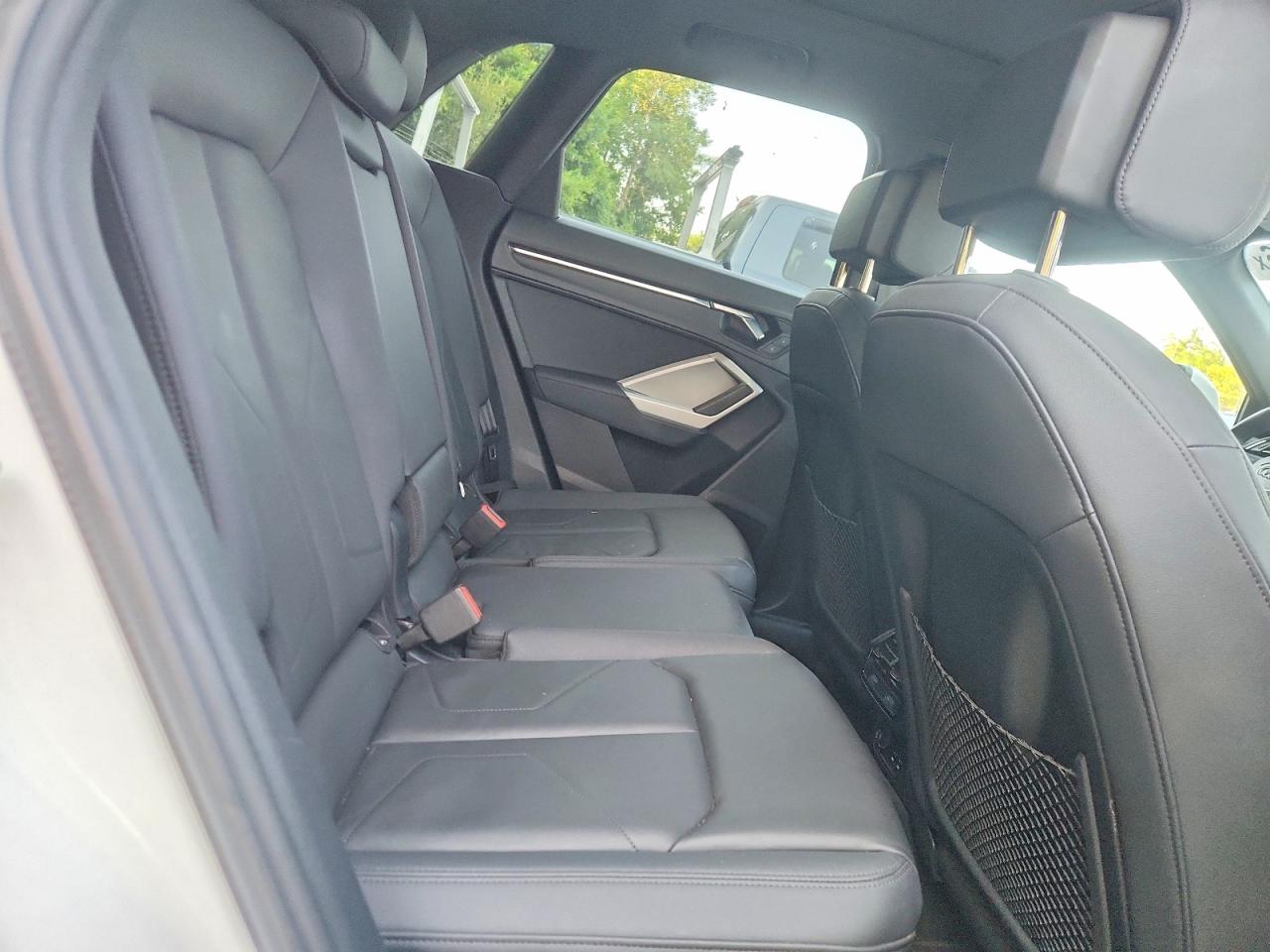 2023 Audi Q3 Premium S Line 45 Белый vin: WA1DECF36P1069344