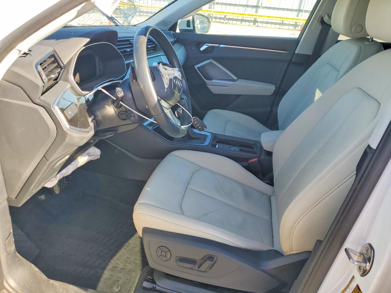 2021 Audi Q3 Premium S Line 45 White vin: WA1DECF39M1041601