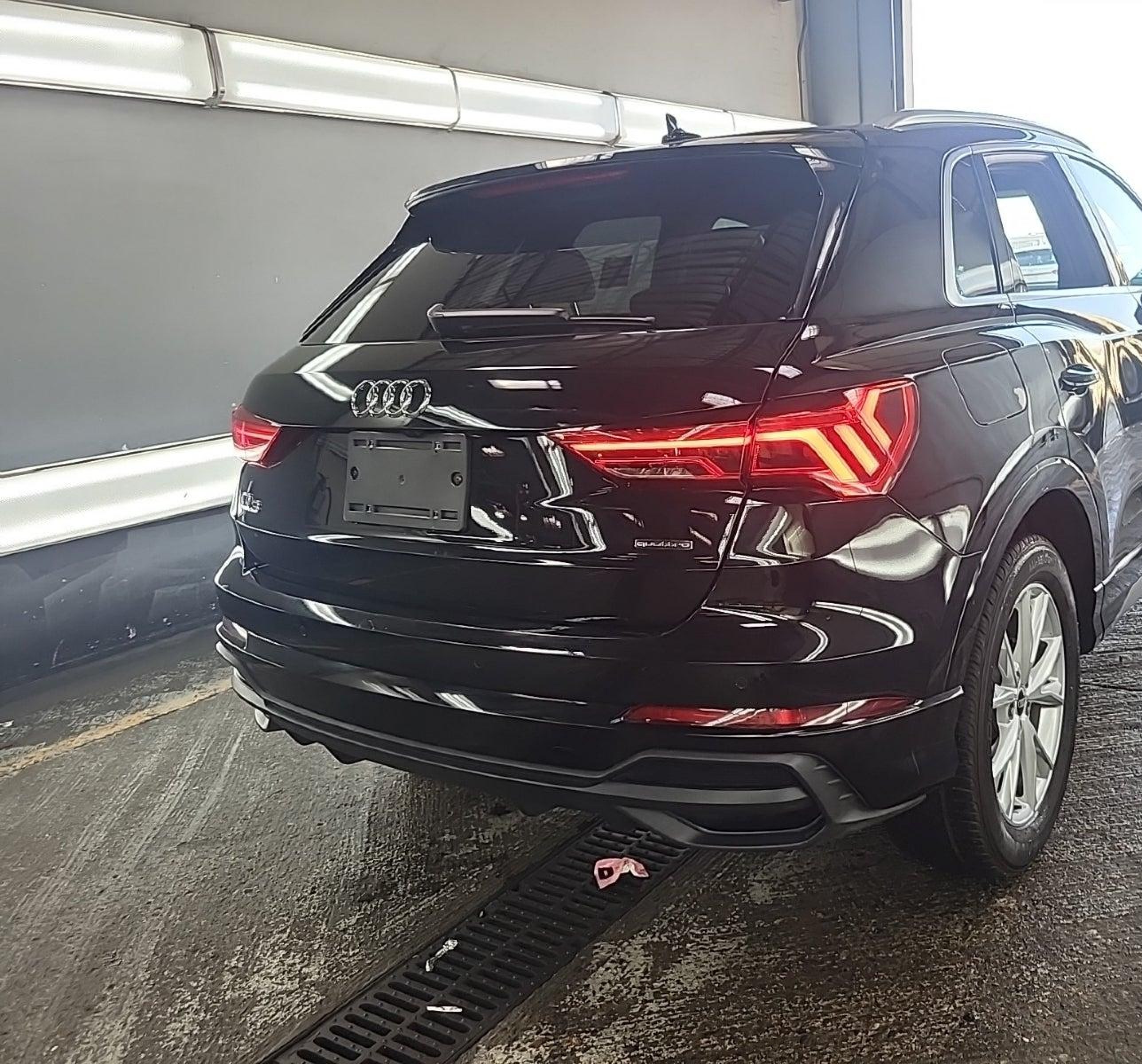 2023 Audi Q3 Premium 45 Tfsi S Line Quattro Tiptronic vin: WA1DECF3XP1081254