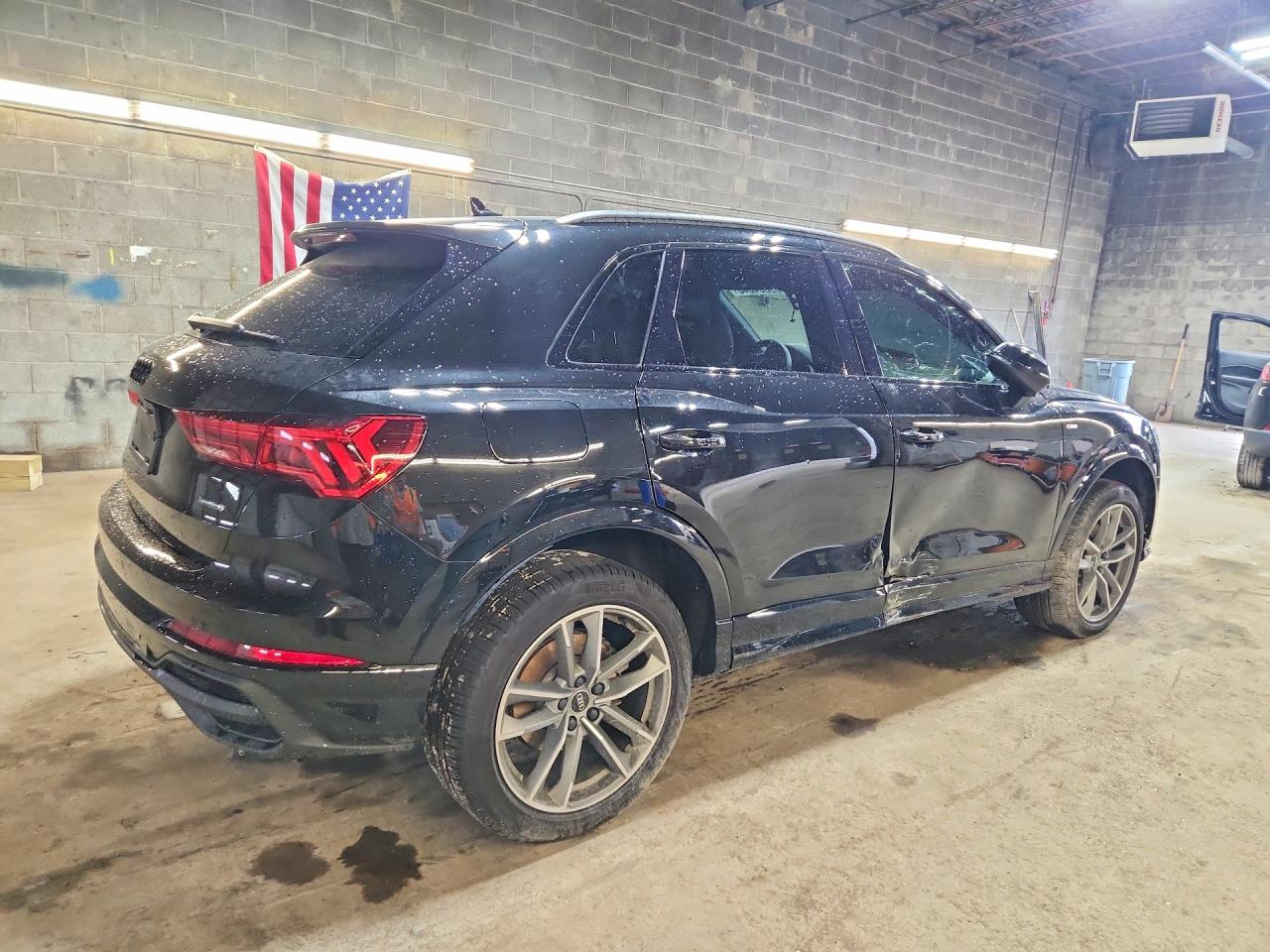 2025 Audi Q3 Premium S Line 45 Black vin: WA1DECF3XS1016784