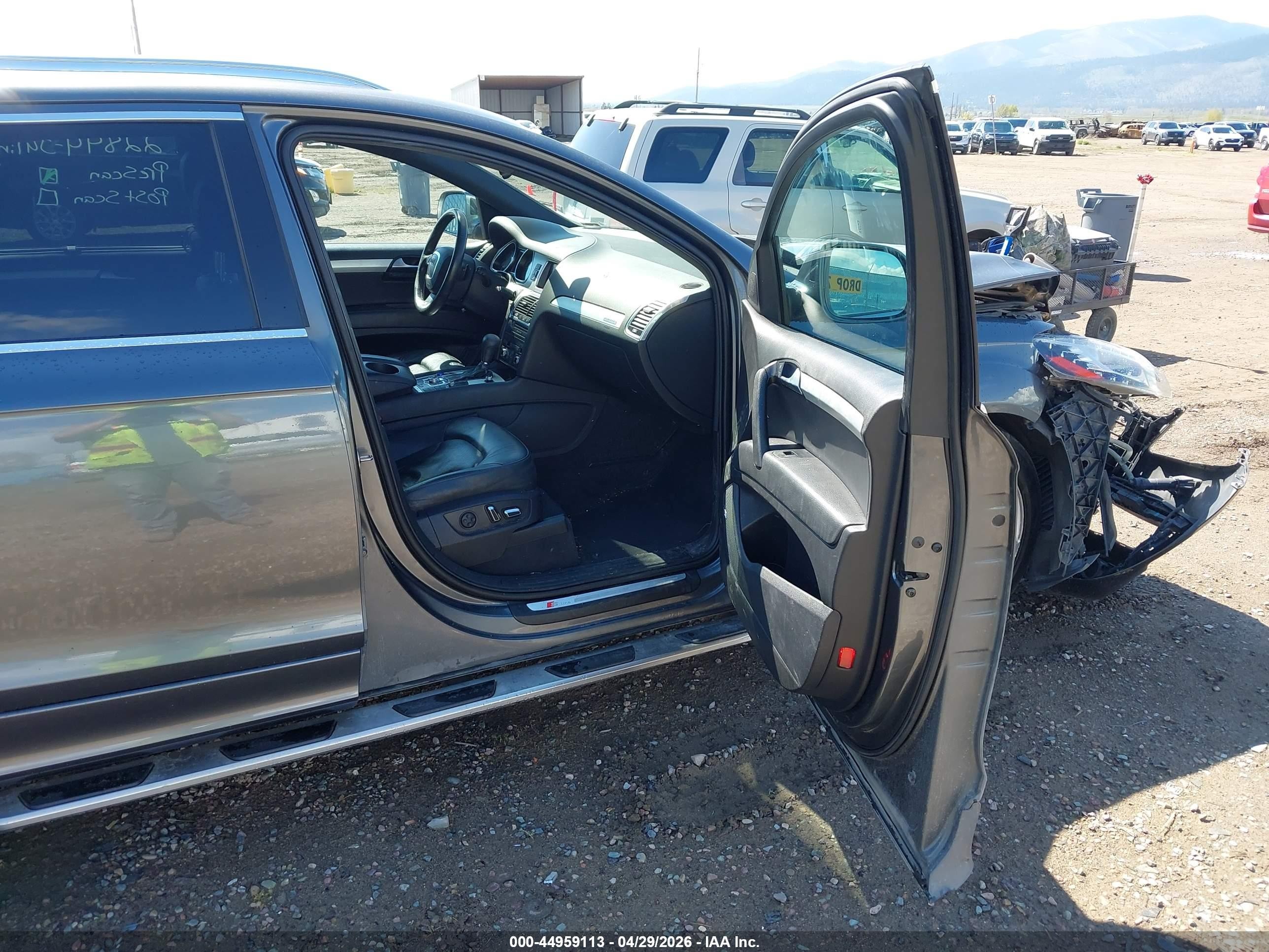2011 Audi Q7 3.0t S Line Prestige Gray vin: WA1DGAFE0BD004402