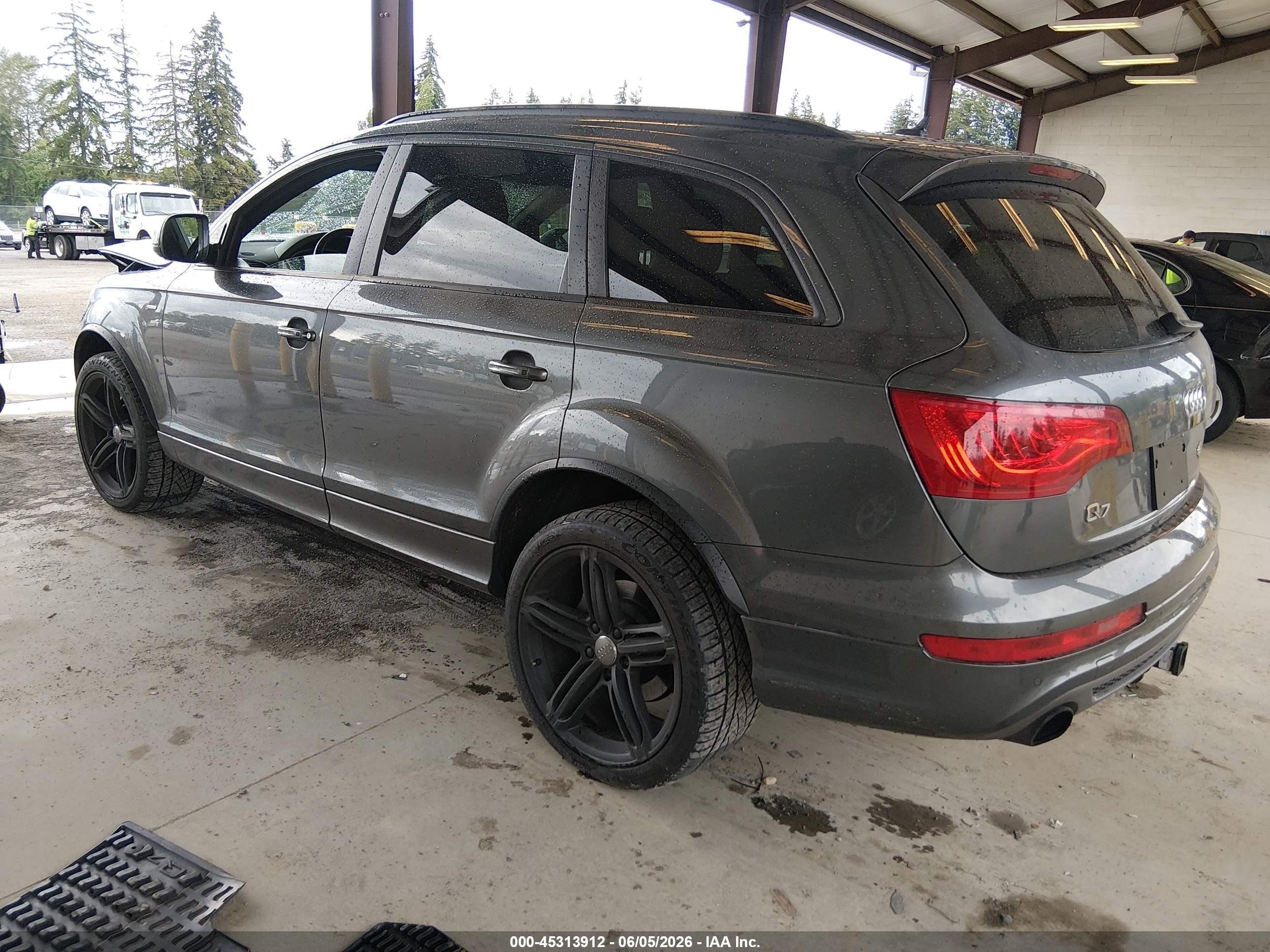 2014 Audi Q7 3.0t S Line Prestige Gray vin: WA1DGAFE0ED011435