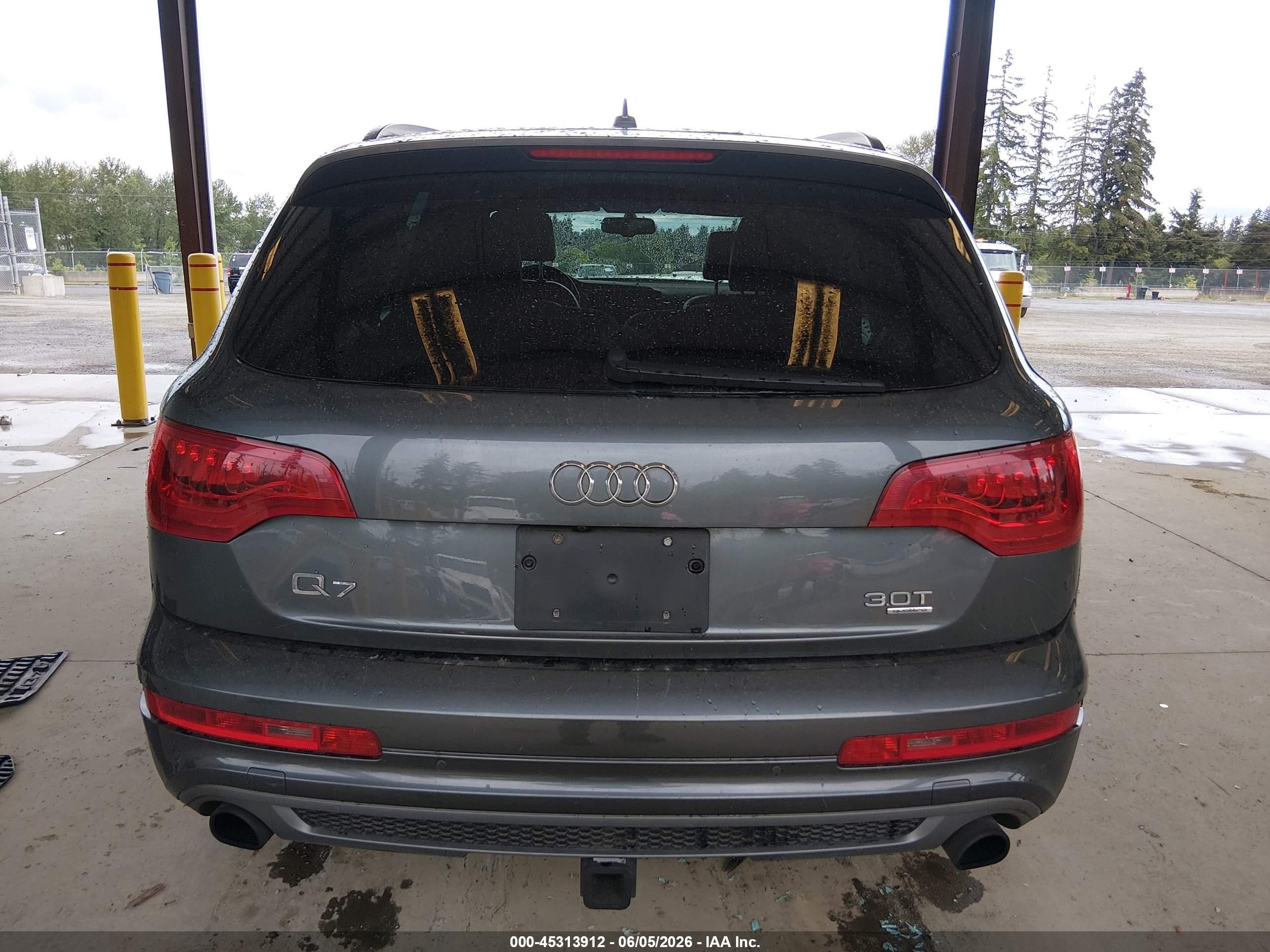 2014 Audi Q7 3.0t S Line Prestige Gray vin: WA1DGAFE0ED011435