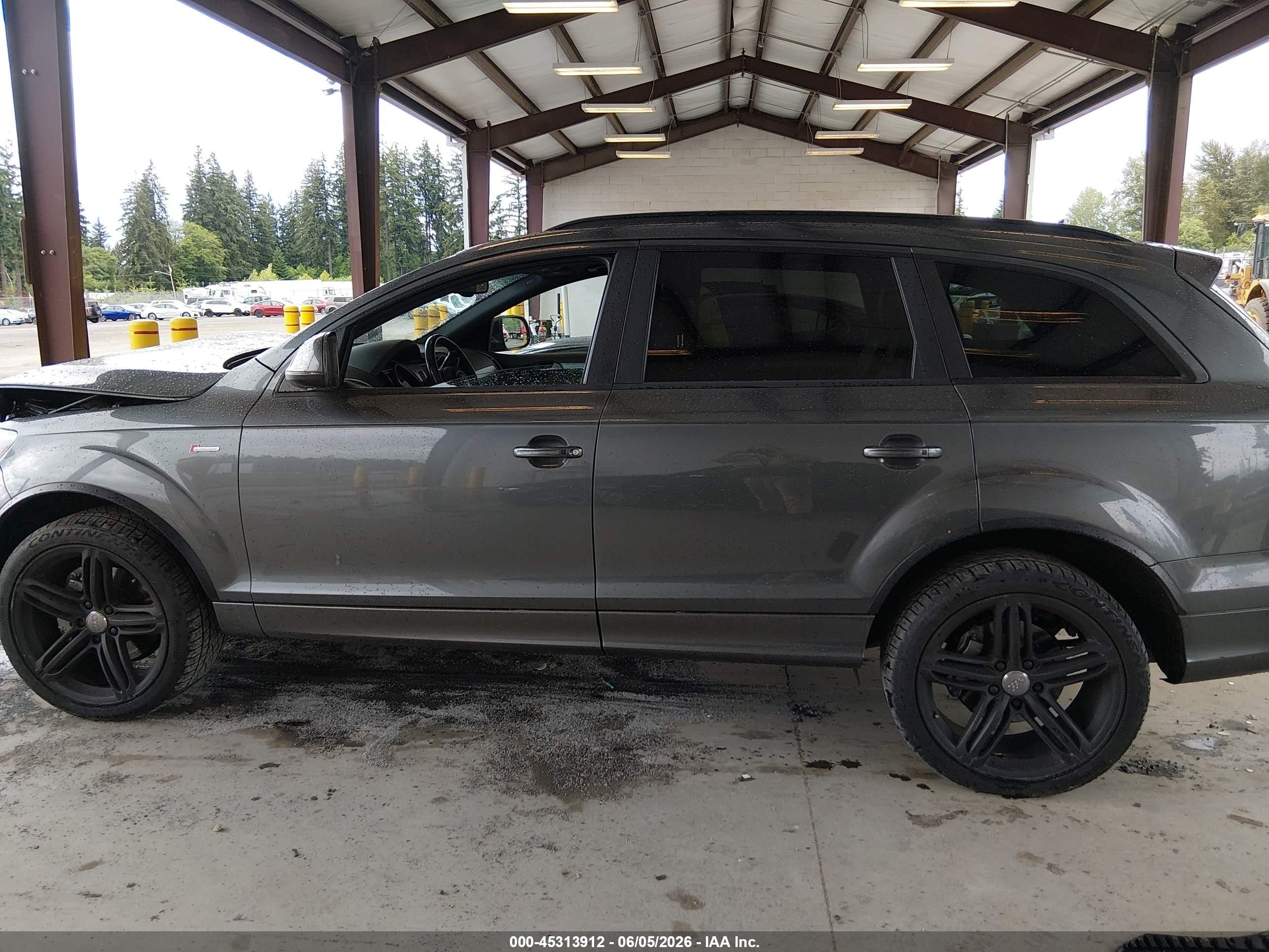 2014 Audi Q7 3.0t S Line Prestige Gray vin: WA1DGAFE0ED011435